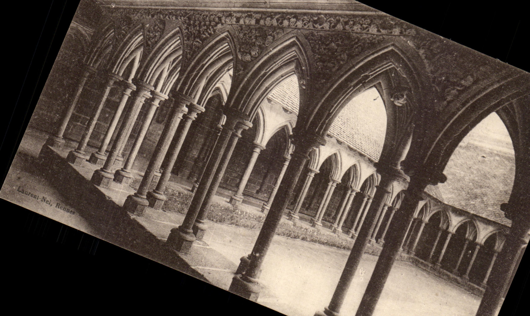 CPA Mont Saint Michel the cloister