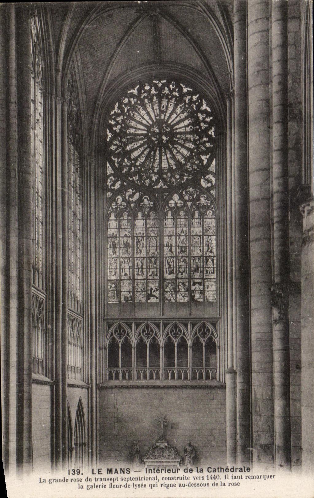 CPA Mans Interleur of the Cathedral the Great Nave