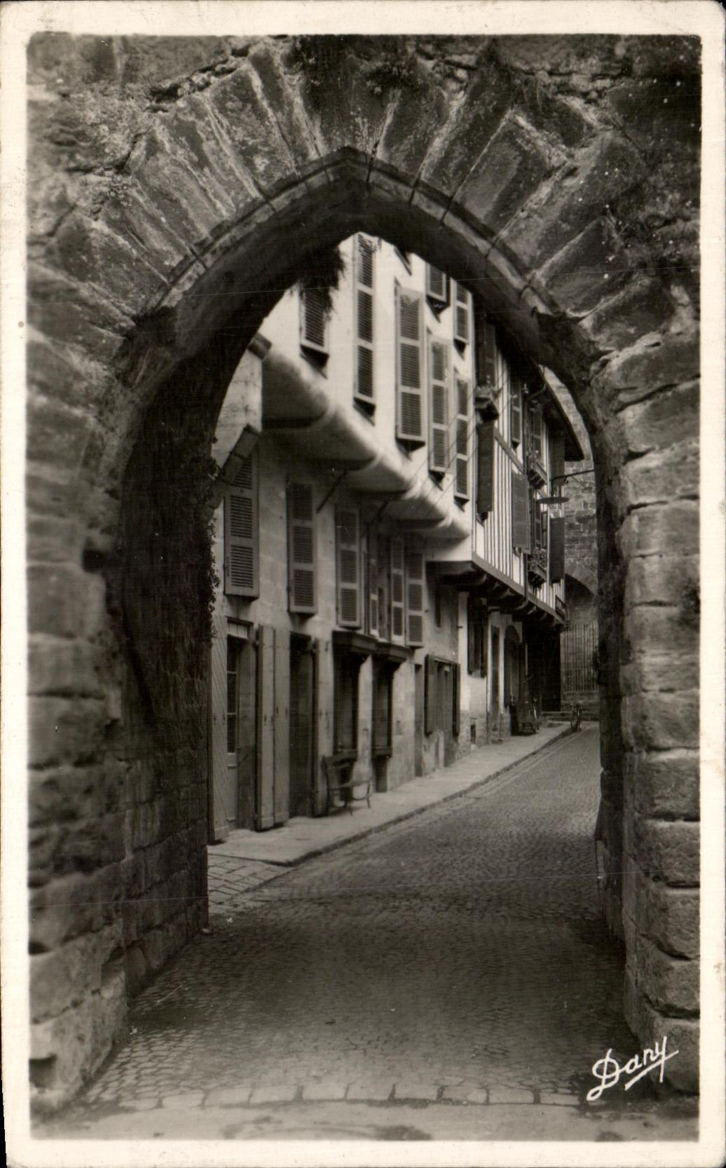 CPA Saint Jean Foot Of Port the Gate of the Market