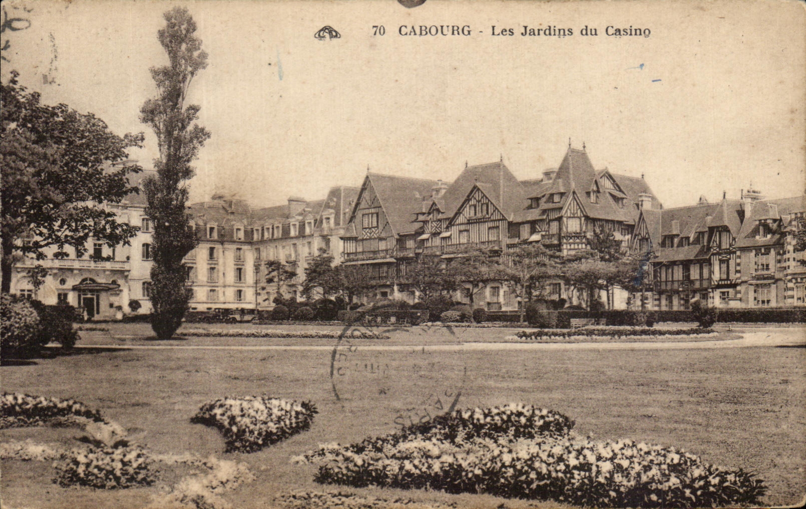 Jardines de CPA Cabourg del casino