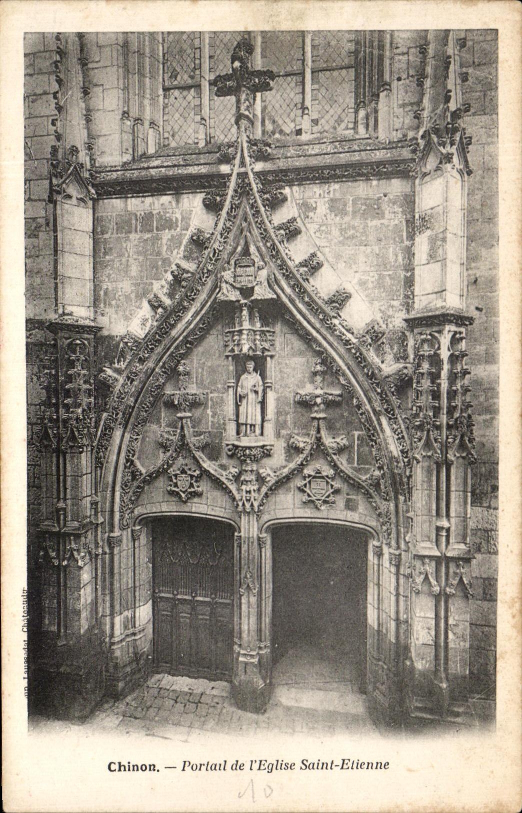 CPA Chinon Gate of the Church Saint Etienne Publicity Eugene St Remy Street of Siam Brest