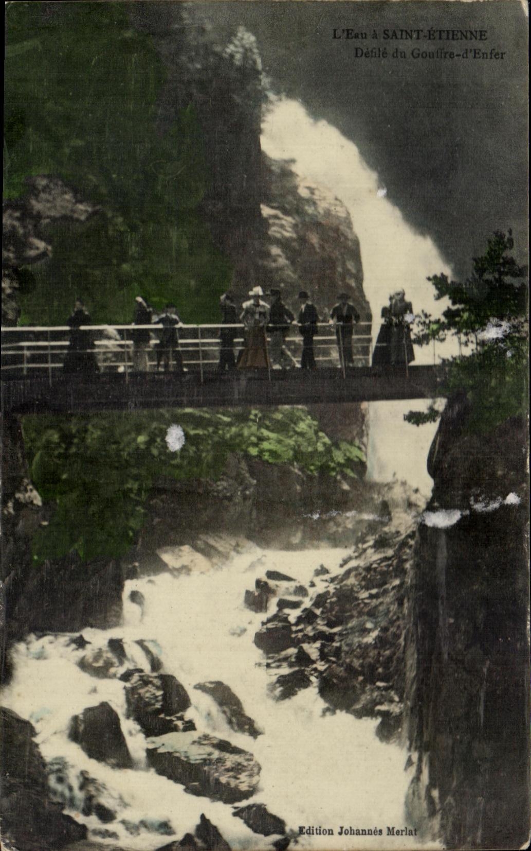 El agua de CPA tiene desfiladero de Saint-E'tienne del infierno del hoyo