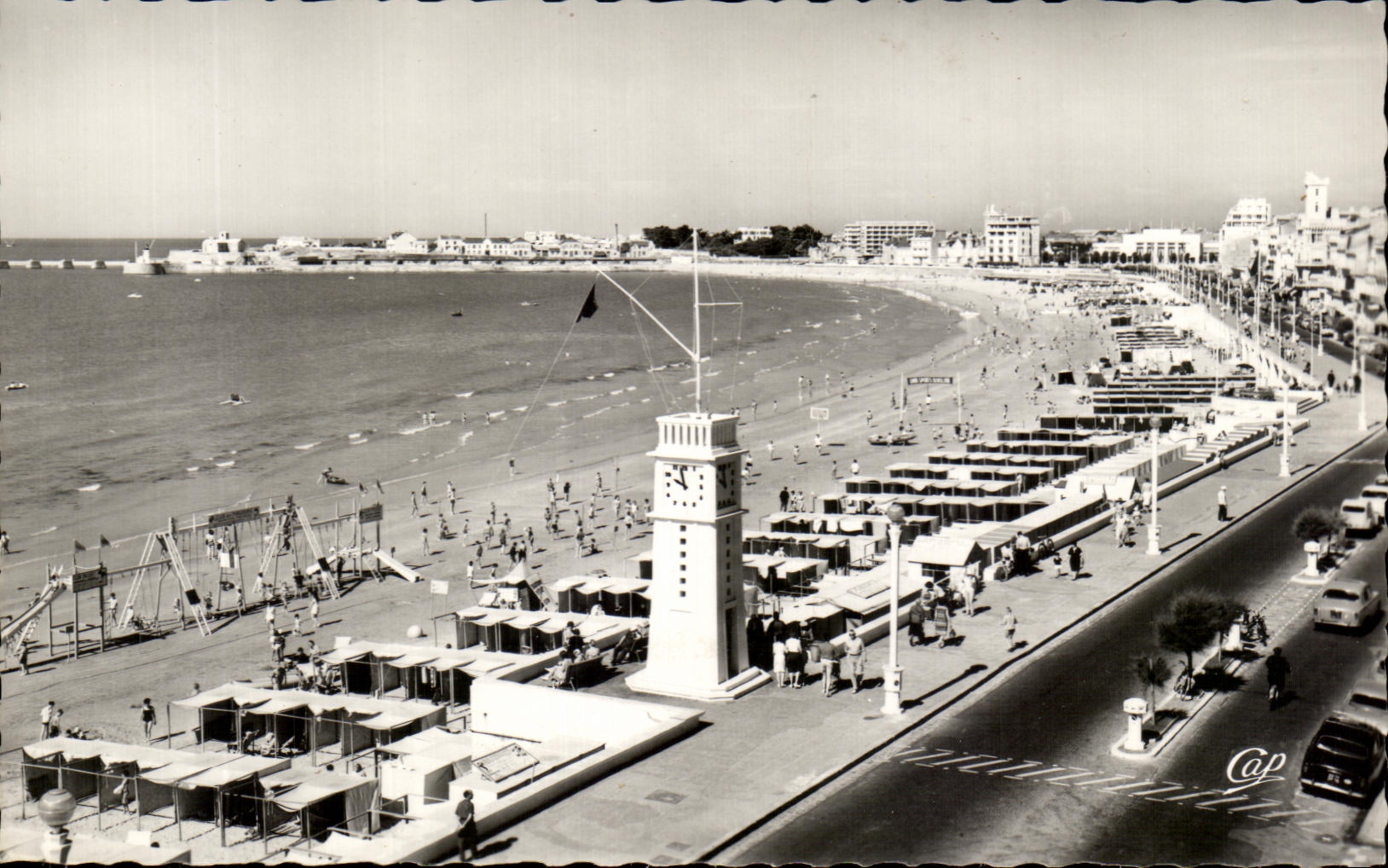 CPA Sables d'Olonne View of the Beach