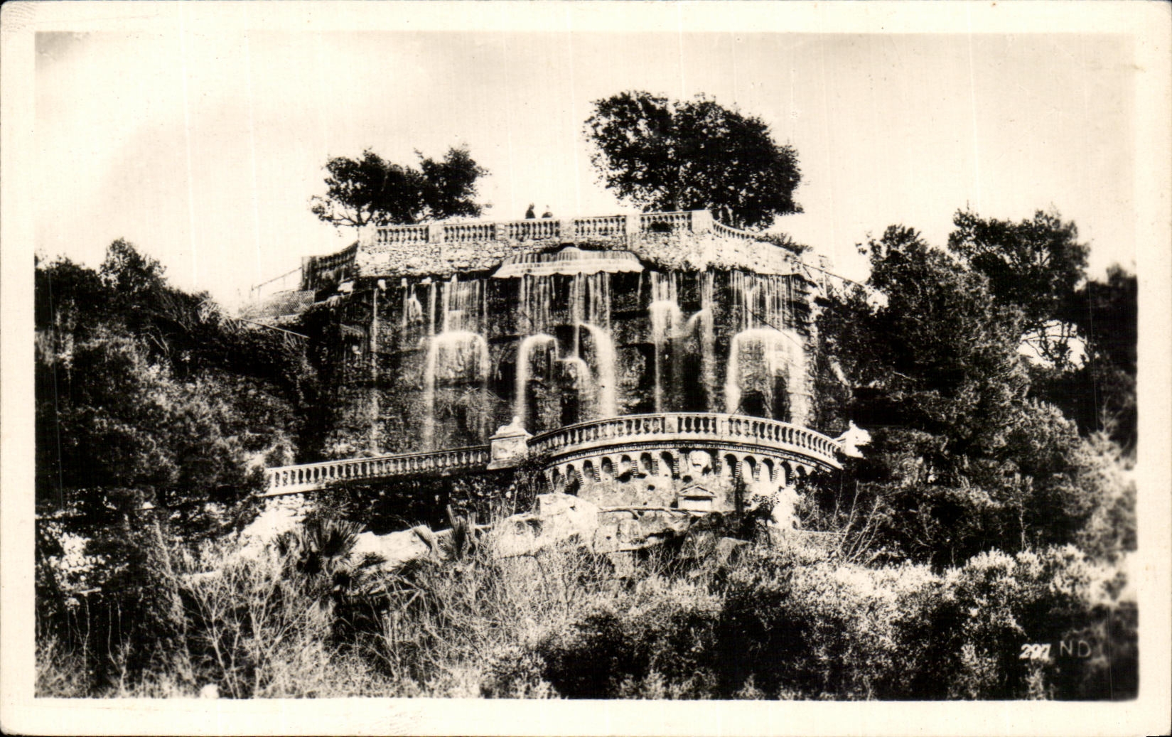 CPA Niza la cascada del castillo