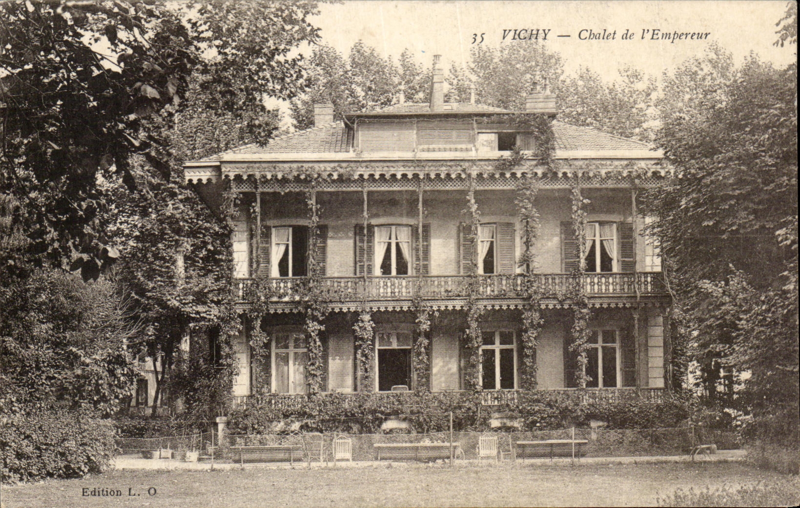 CPA Vichy Chalet De L'Empereur