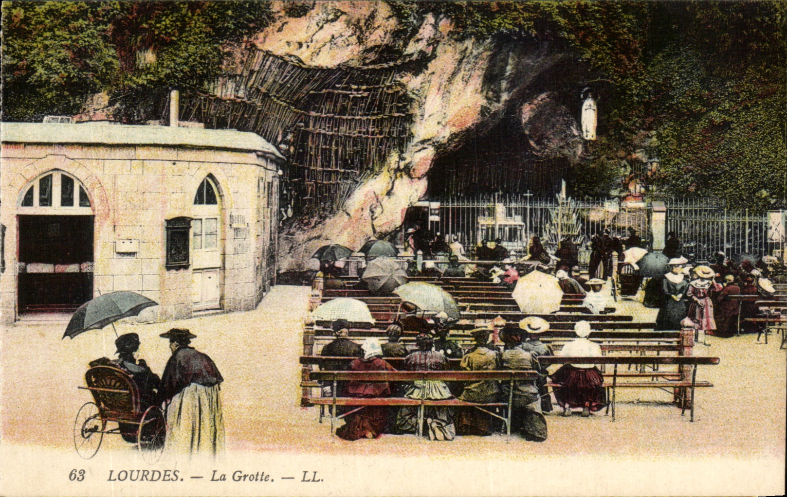 CPA Lourdes the Cave