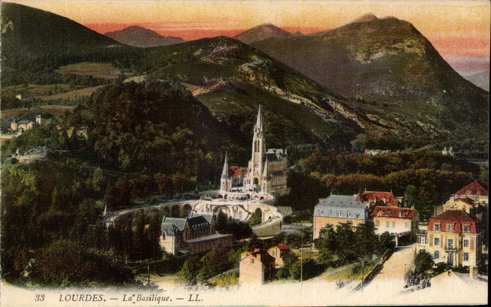 CPA Lourdes the Basilica