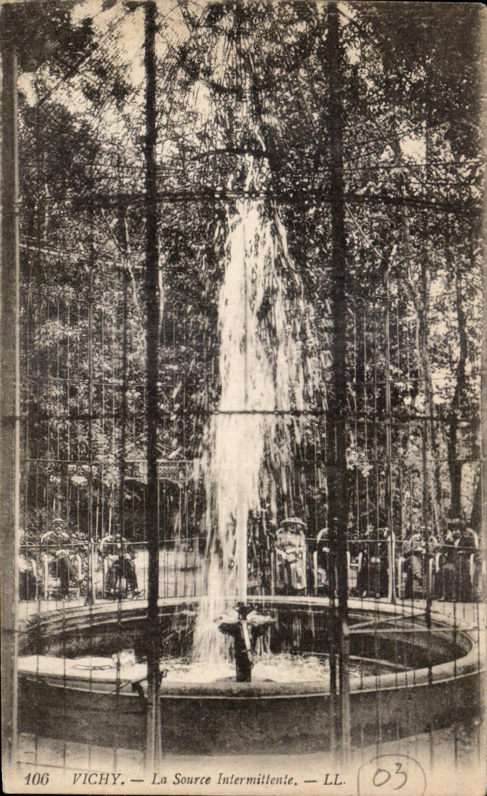 CPA Vichy La Source Intermittente