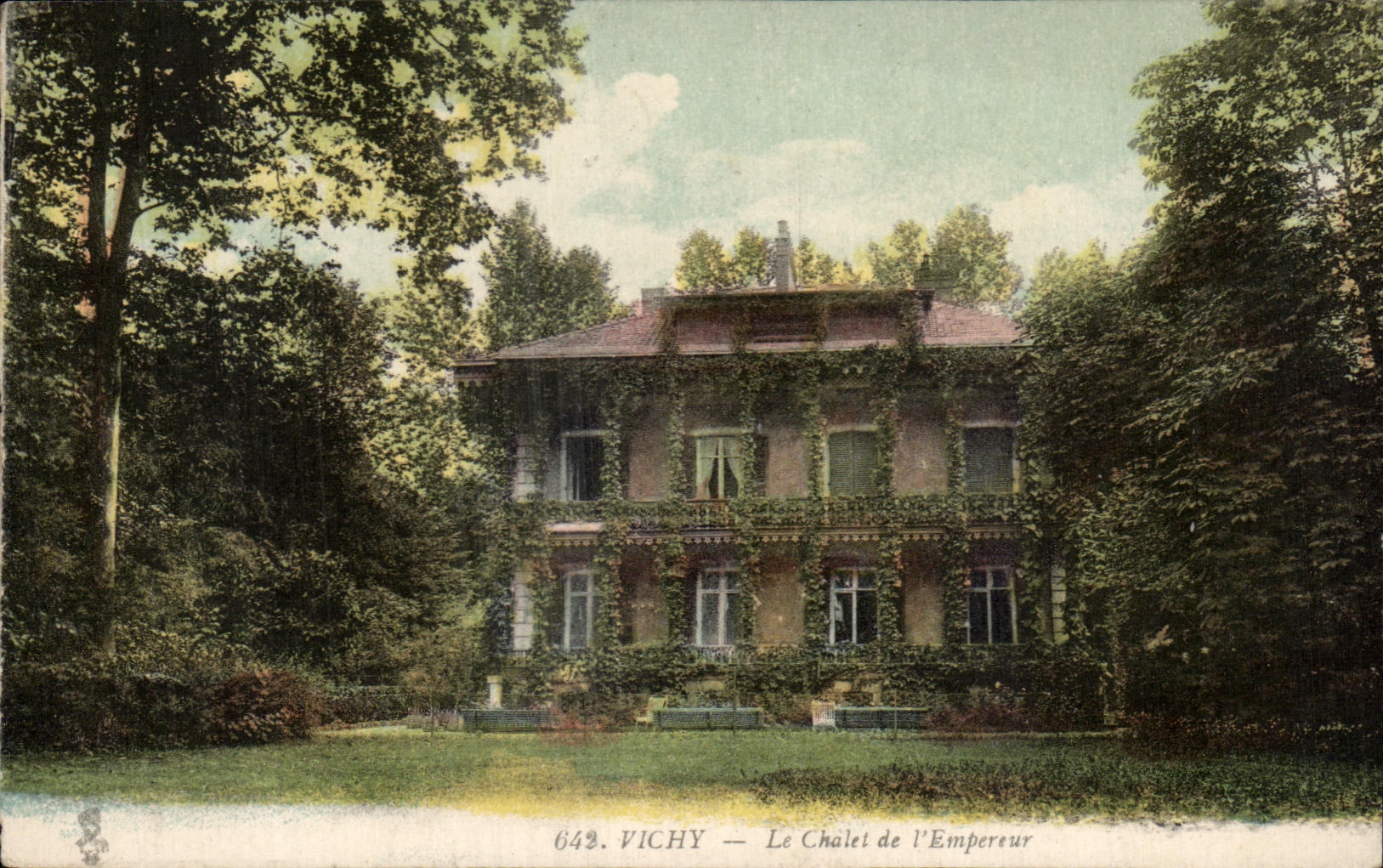 CPA Vichy Le Chalet De l'Empereur