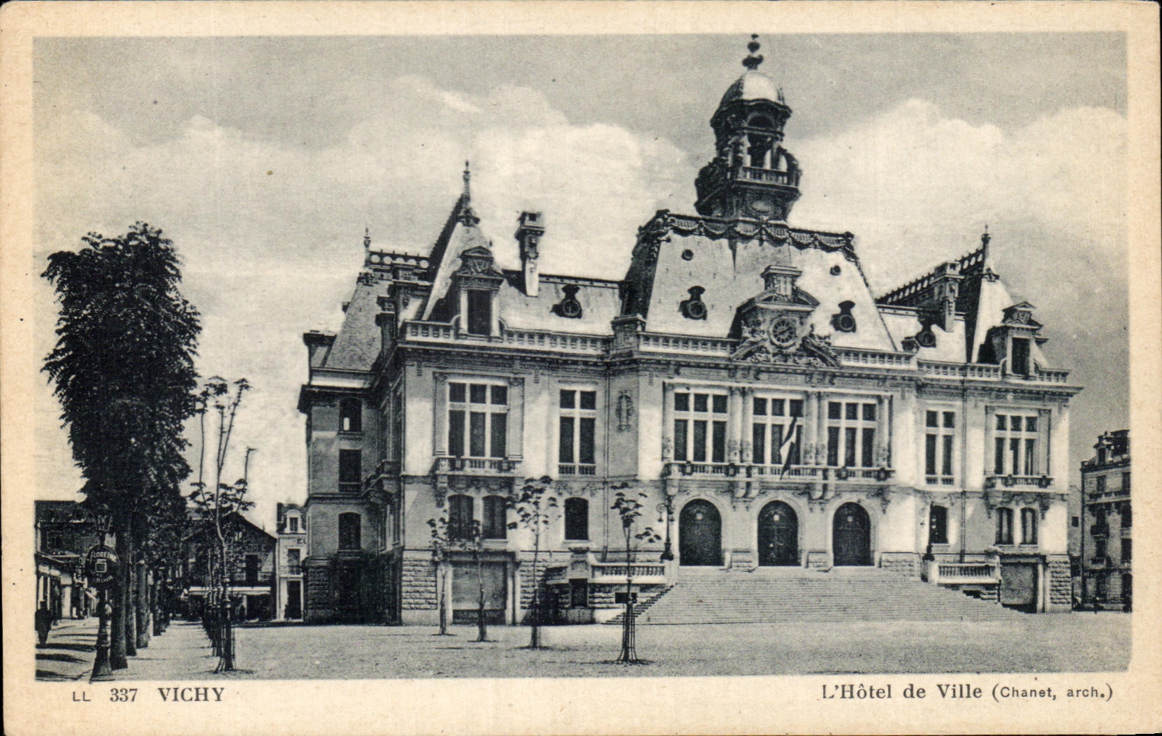 CPA Vichy L'Hotel De Ville