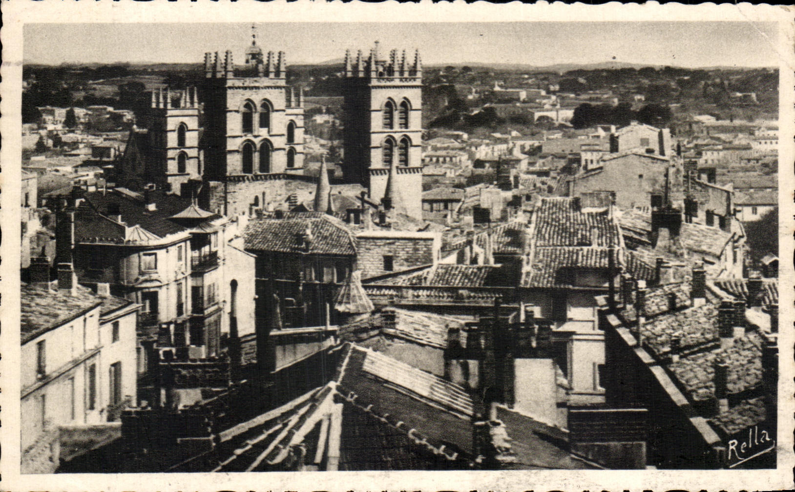 CPA Montpellier Generale et Tours de la Cathedrale St Pierre