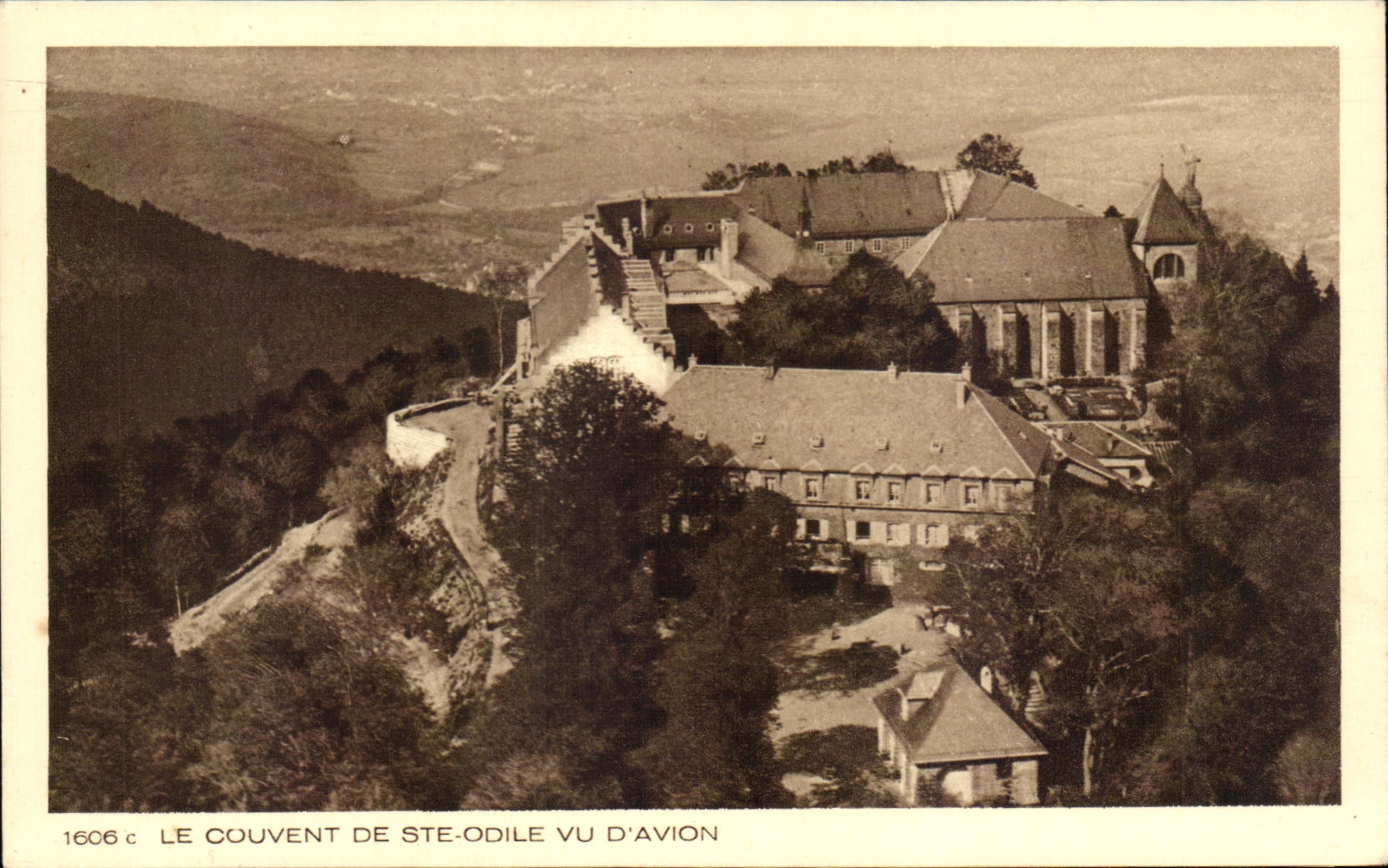 Montaje Odile Vu de Sainte de la cria de CPA del plano