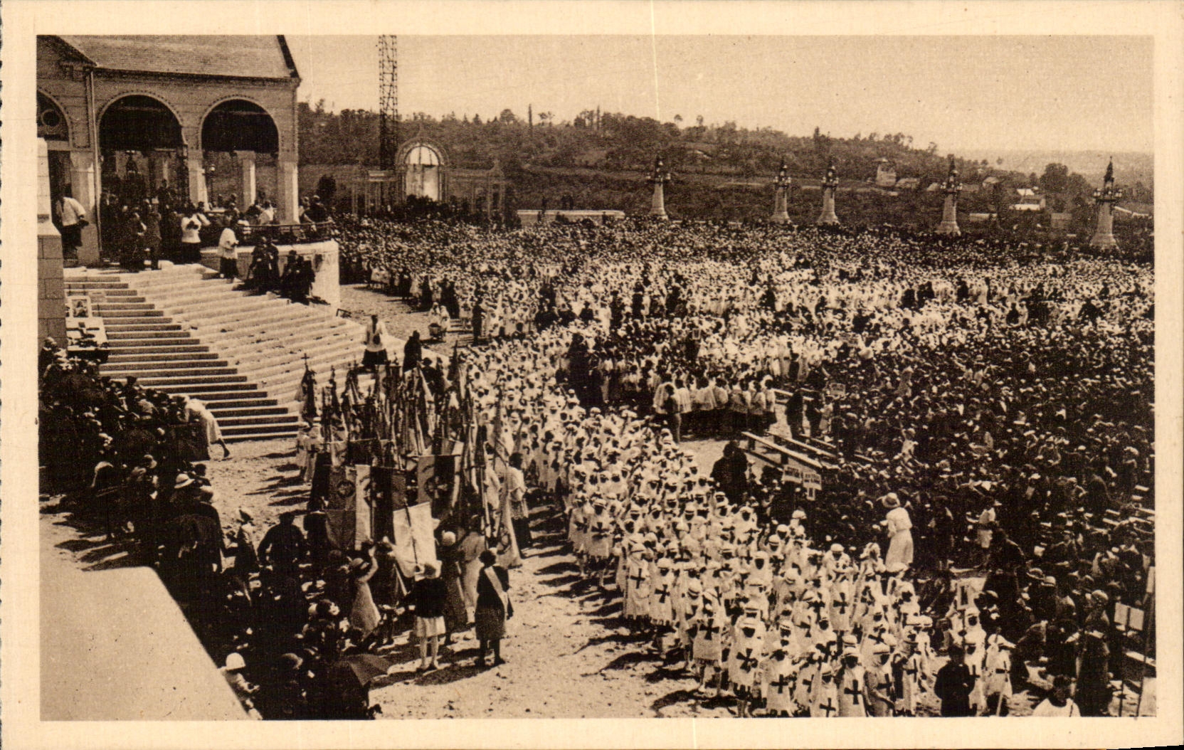 CPA the Basilica of Lisieux a ceremony on the square