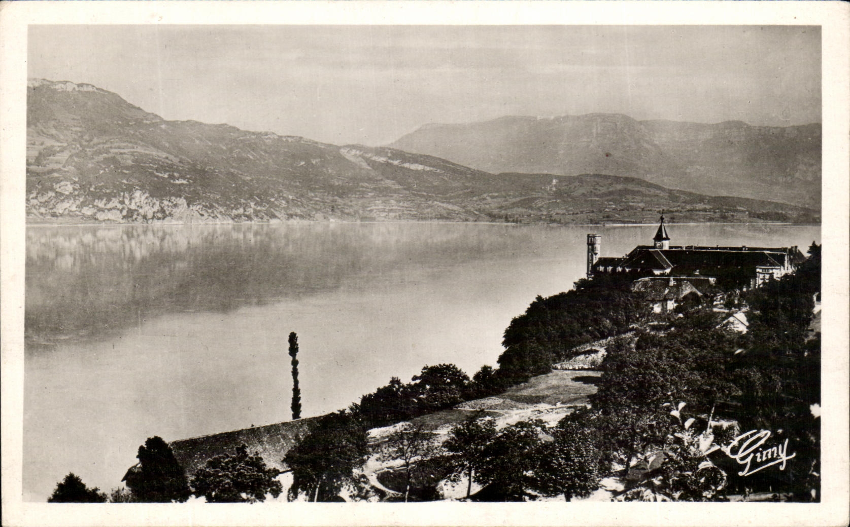 CPA La Savoie Pittoresqu eAbbaye d'Hautecombe Lac du Bourget Aix Les Bains