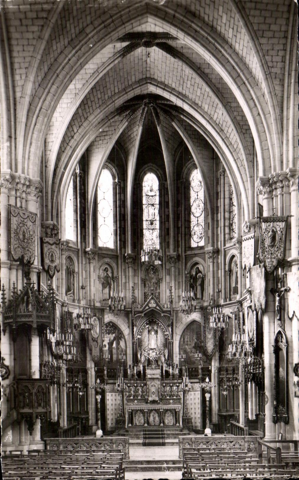 CPA Pilgrimage of Nd of the Interior Oak of the Basilica