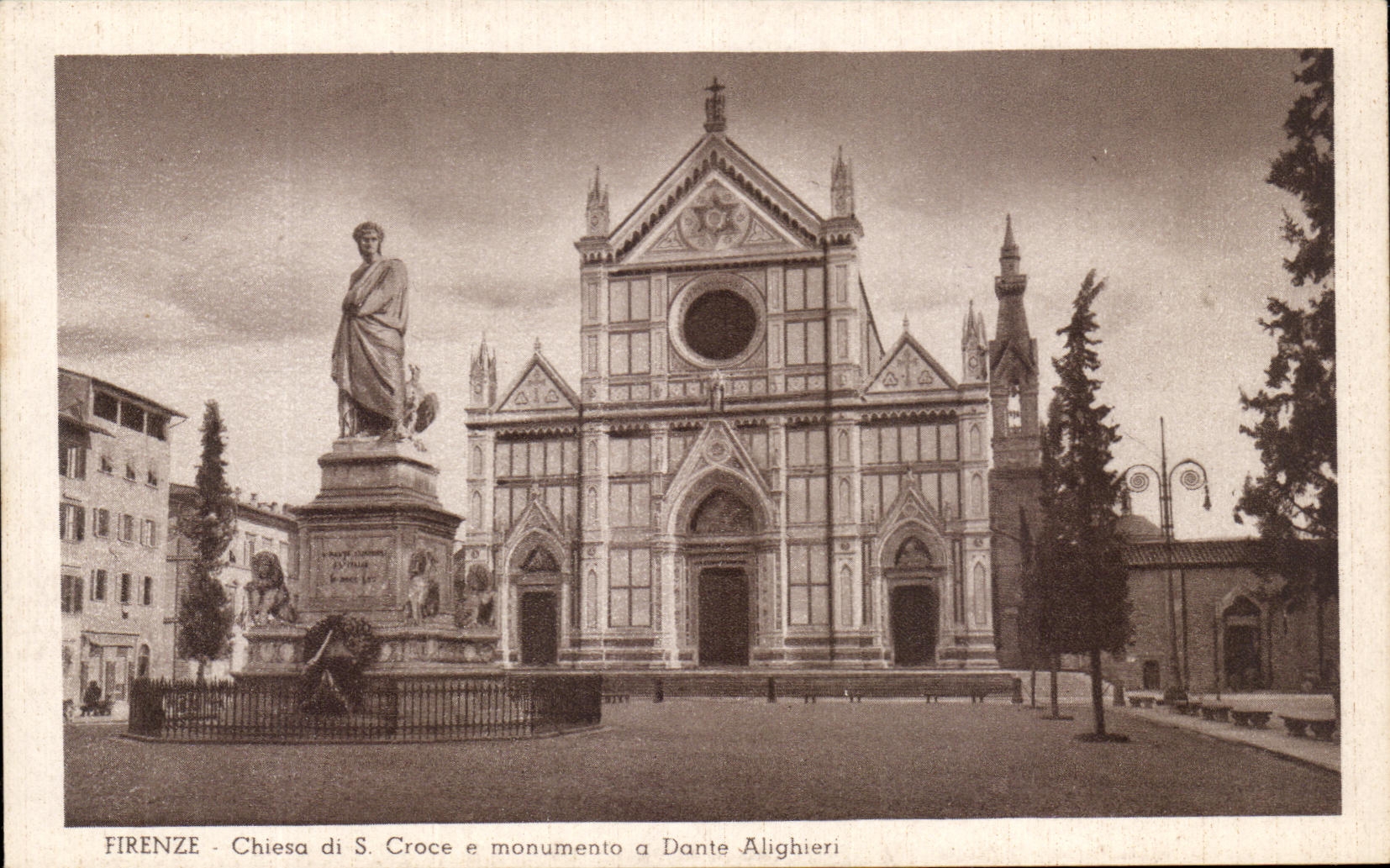 El monumento de CPA Flrenze Chiesa di S Croce E tiene Dante Alighieri