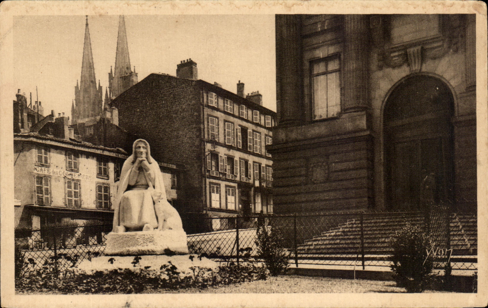 Bulevar Desaix de CPA Auvergne Clermont-Ferrand y prefectura