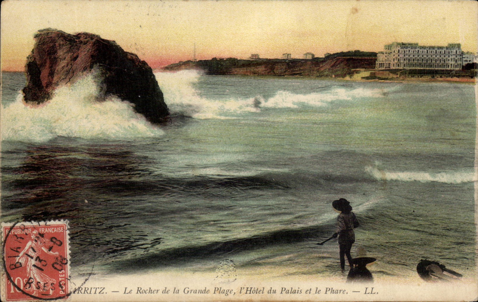 CPA Biarritz the Rock of the Beach the Hotel of the Palate and the Lighthouse