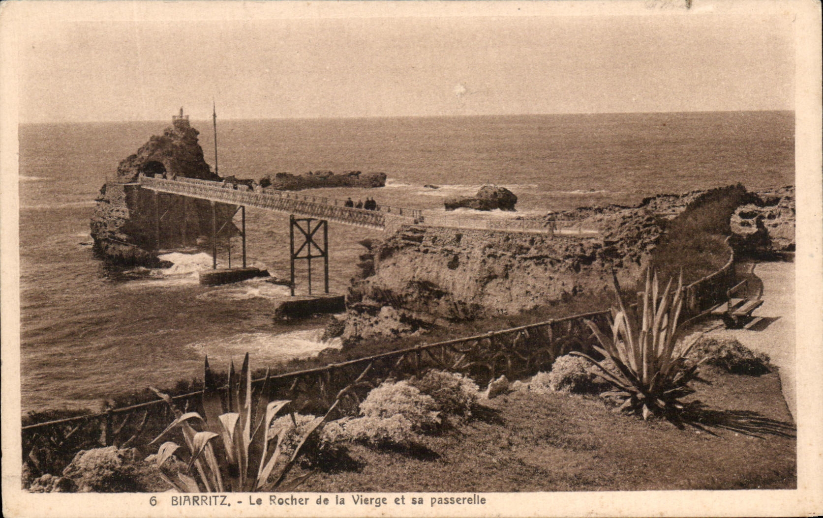 CPA Biarrtz the Rock of the Virgin and her footbridge