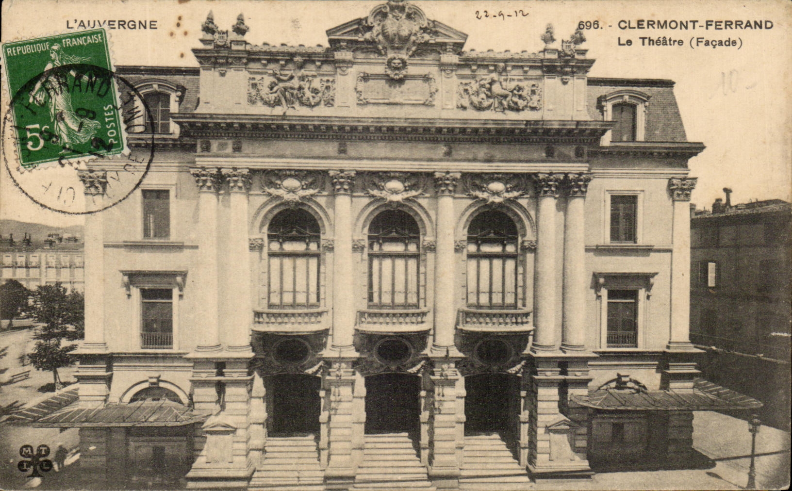 CPA Auvergne Clermont Ferrand the theater