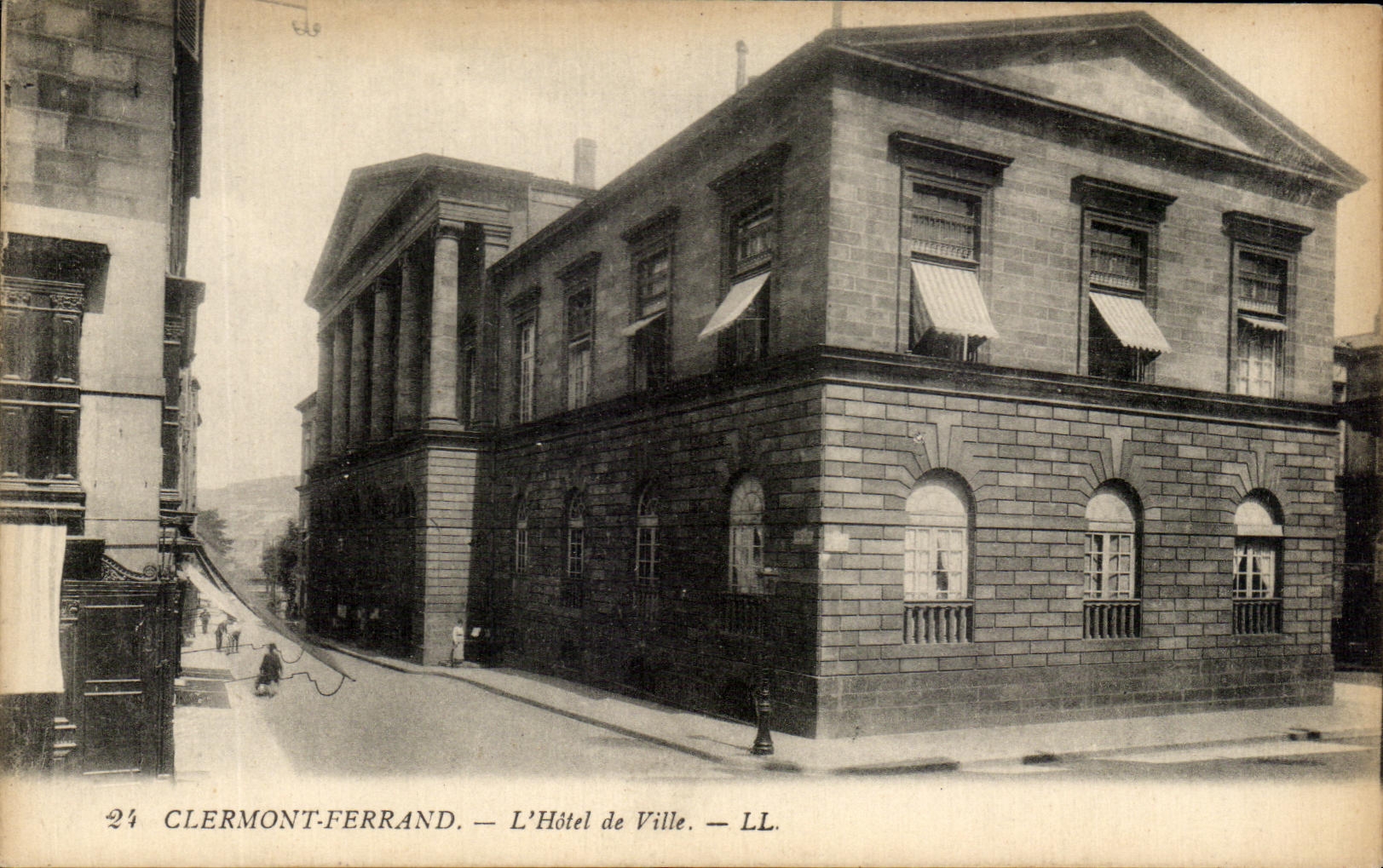 CPA Clermont Ferrand the Town hall