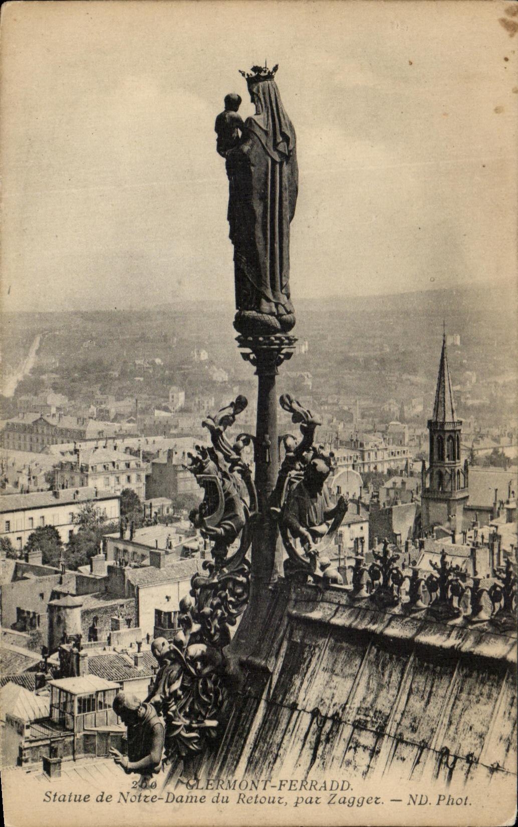 CPA Clermont Ferrand Statue of Our Lady of the Return By Zaggez
