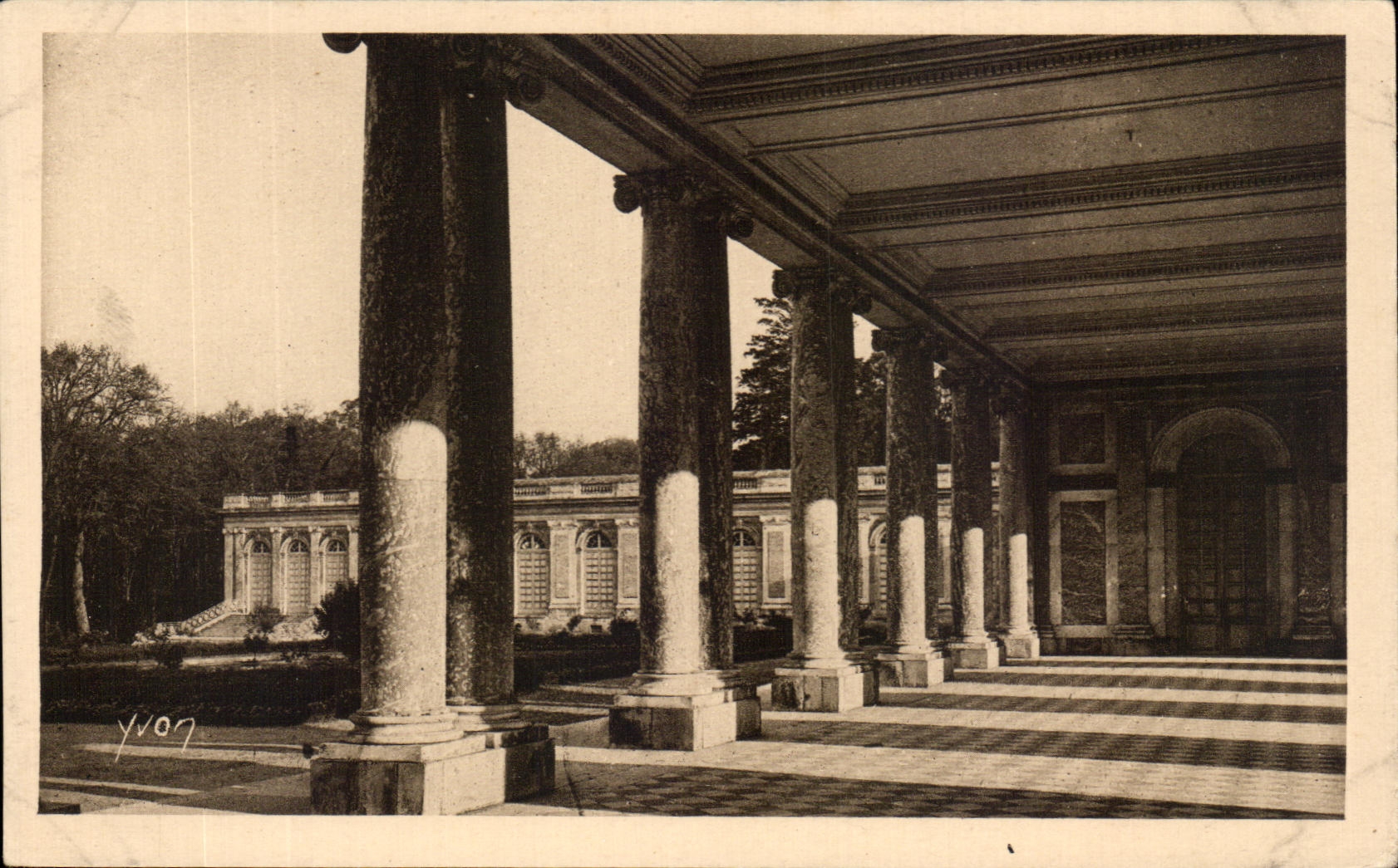 CPA Splendeurs Et Charmes De Versailles 