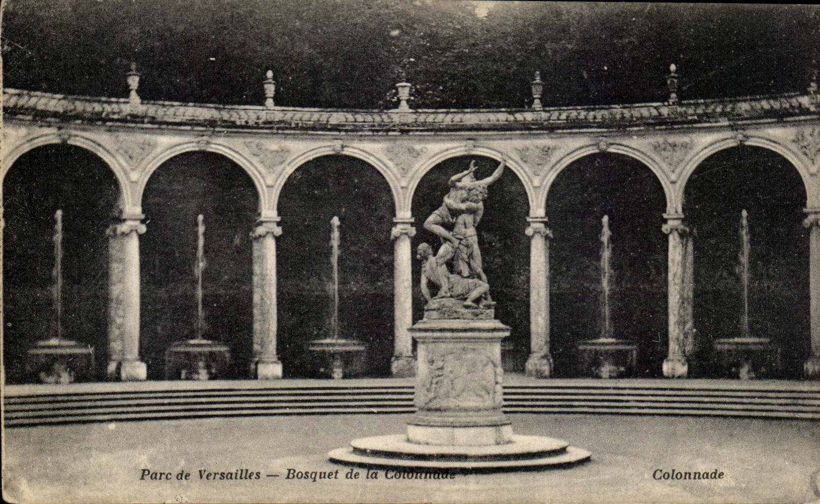 CPA Parc de Versailles Bosquet de la Colonnade