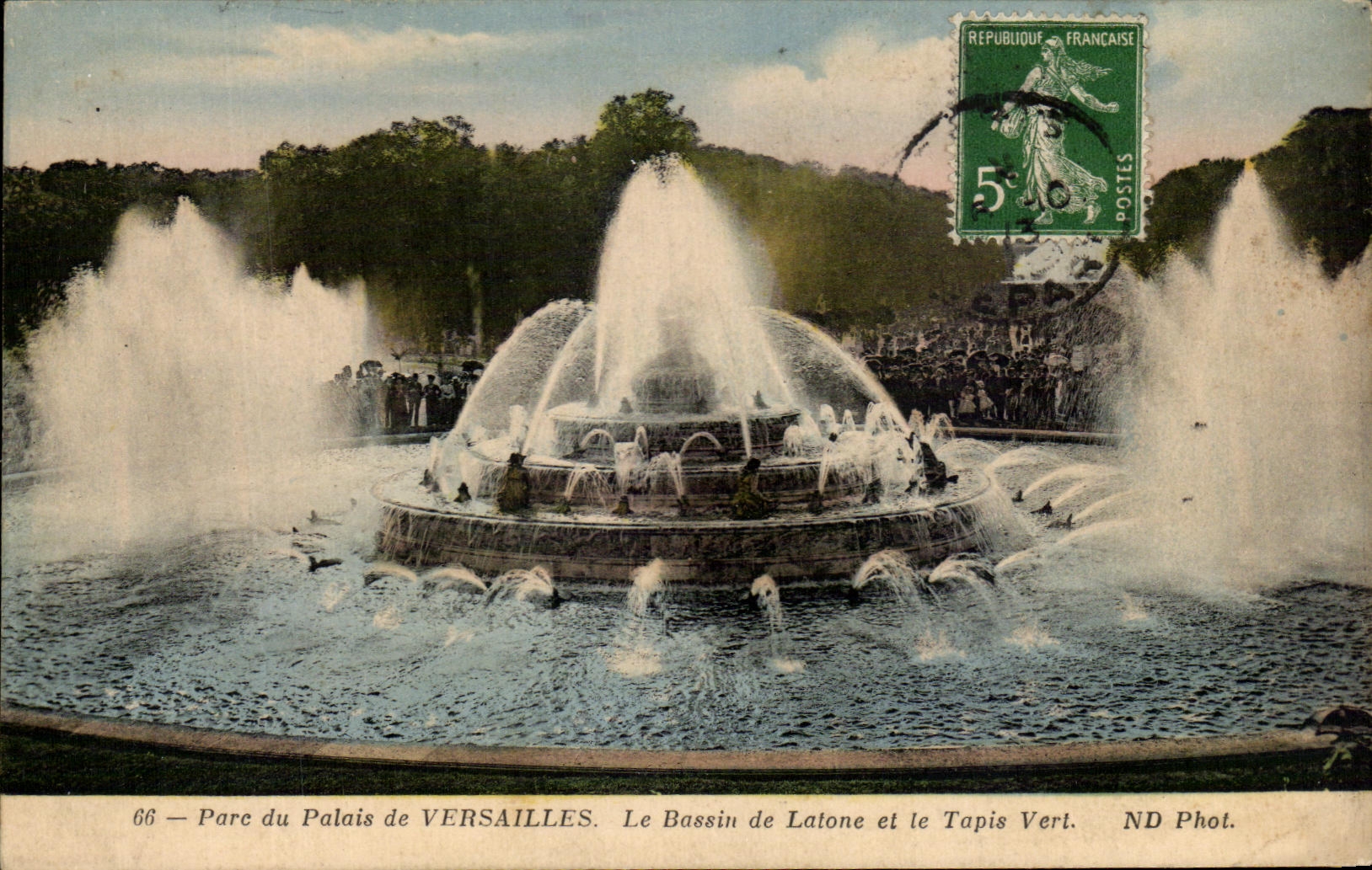 CPA Parc du Palais de Versailles Le Bassin de Latone et le Tapis Vert