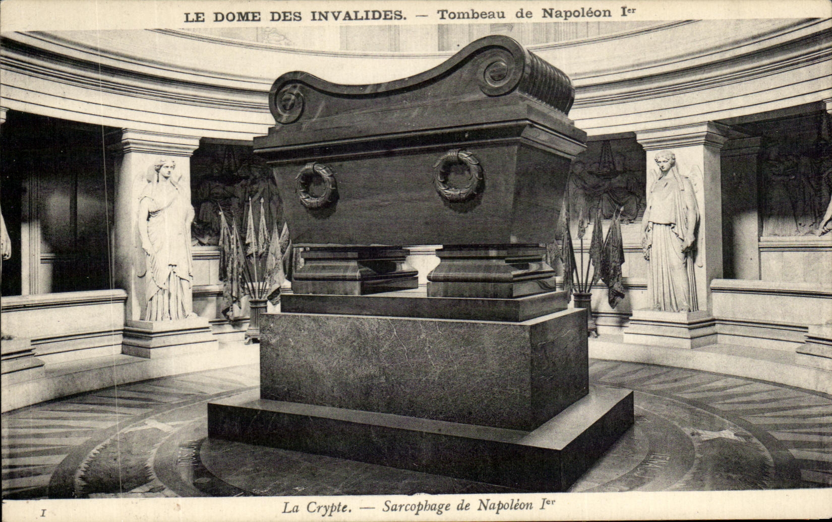CPA Le Dome des Invalides Tombeau de Napoleon 1er La Crypte Sarcophoge de Napoleon