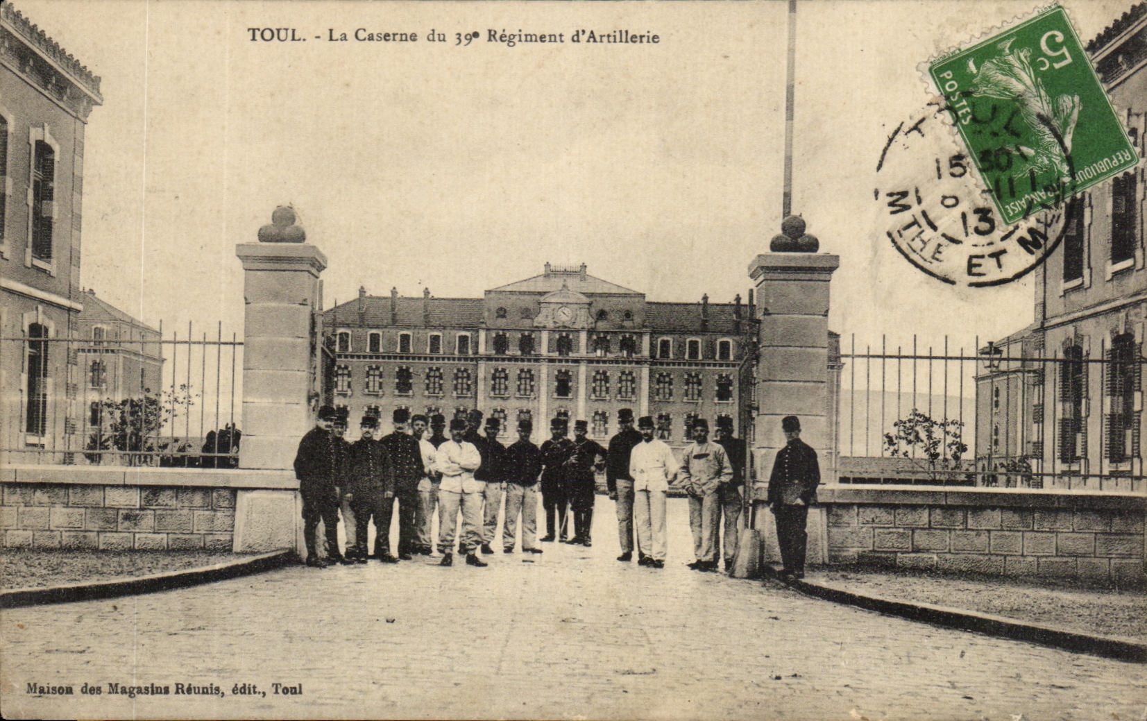 CPA Toul los cuarteles del regimiento Militaria la artilleria