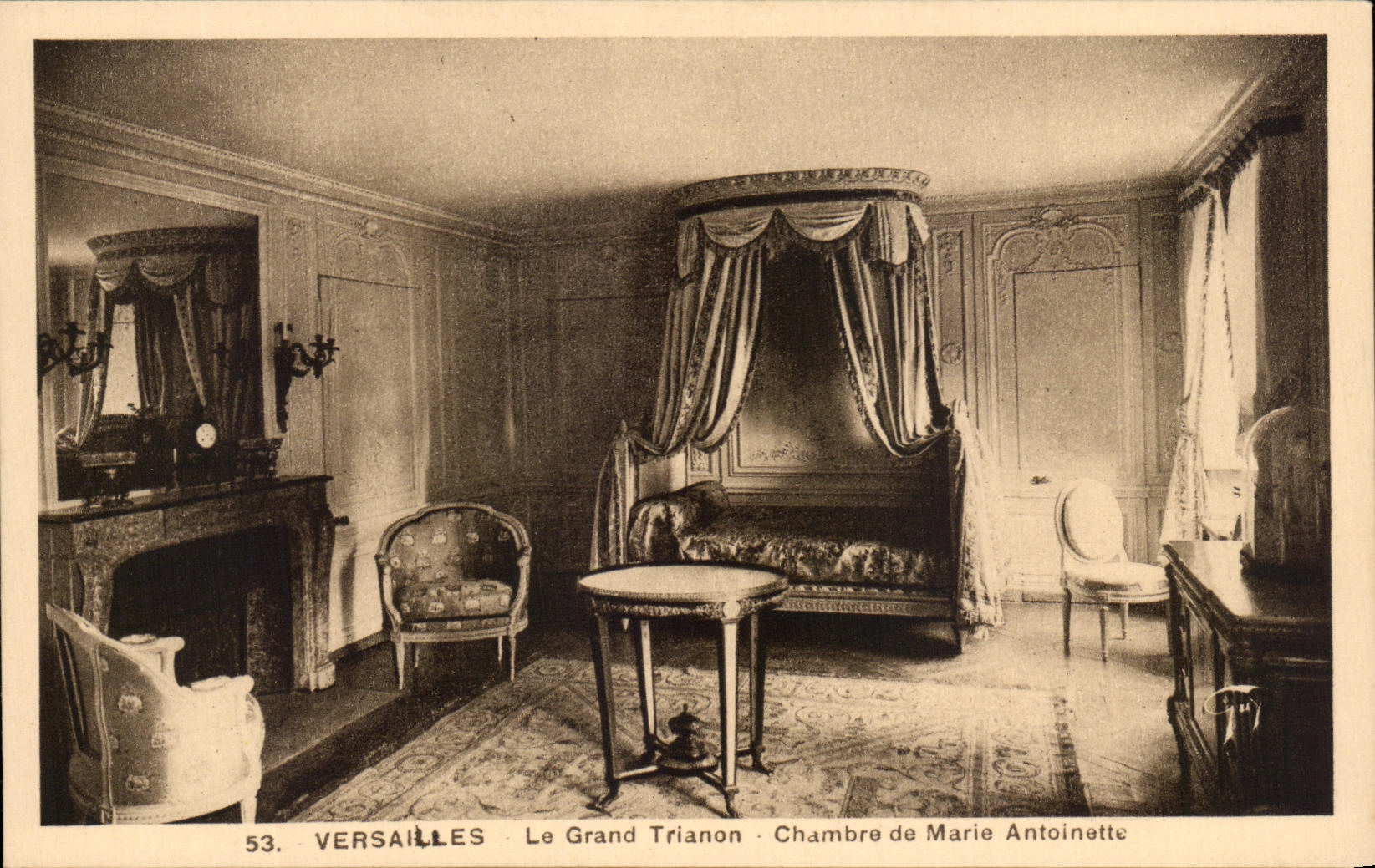CPA Versailles Le Grand Trianon Chambre De Marie Antoinette