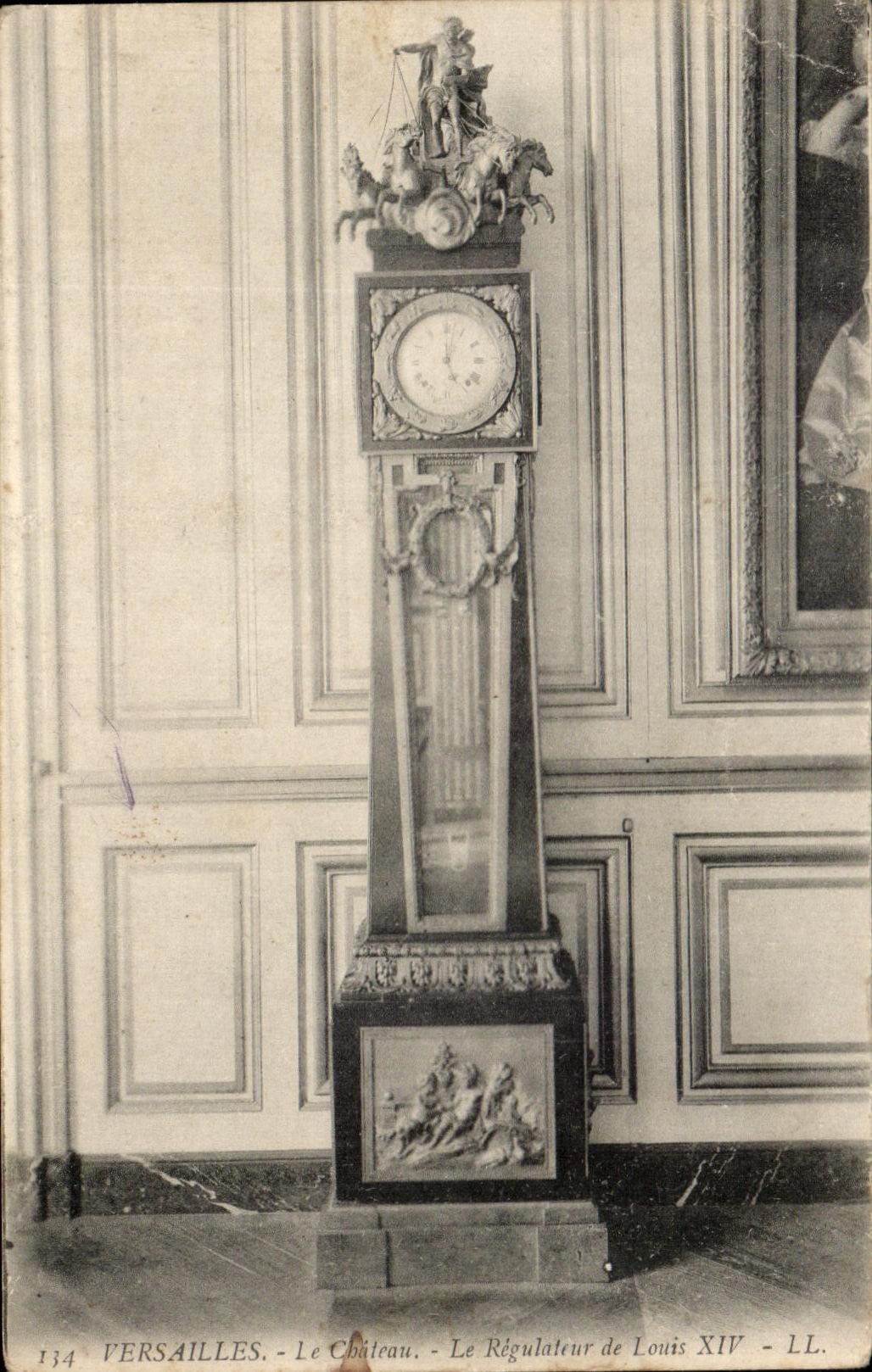 CPA Versalles el castillo el regulador de Louis XIV