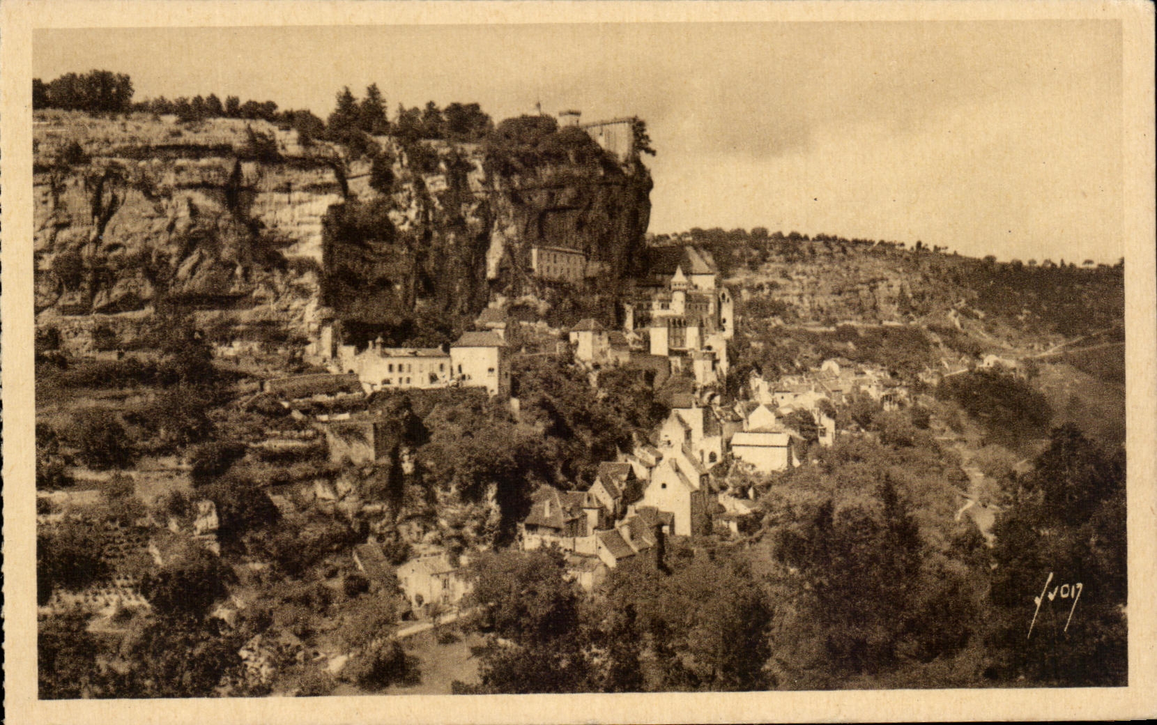 CPA Rocamadour View taken of the road of Cahors