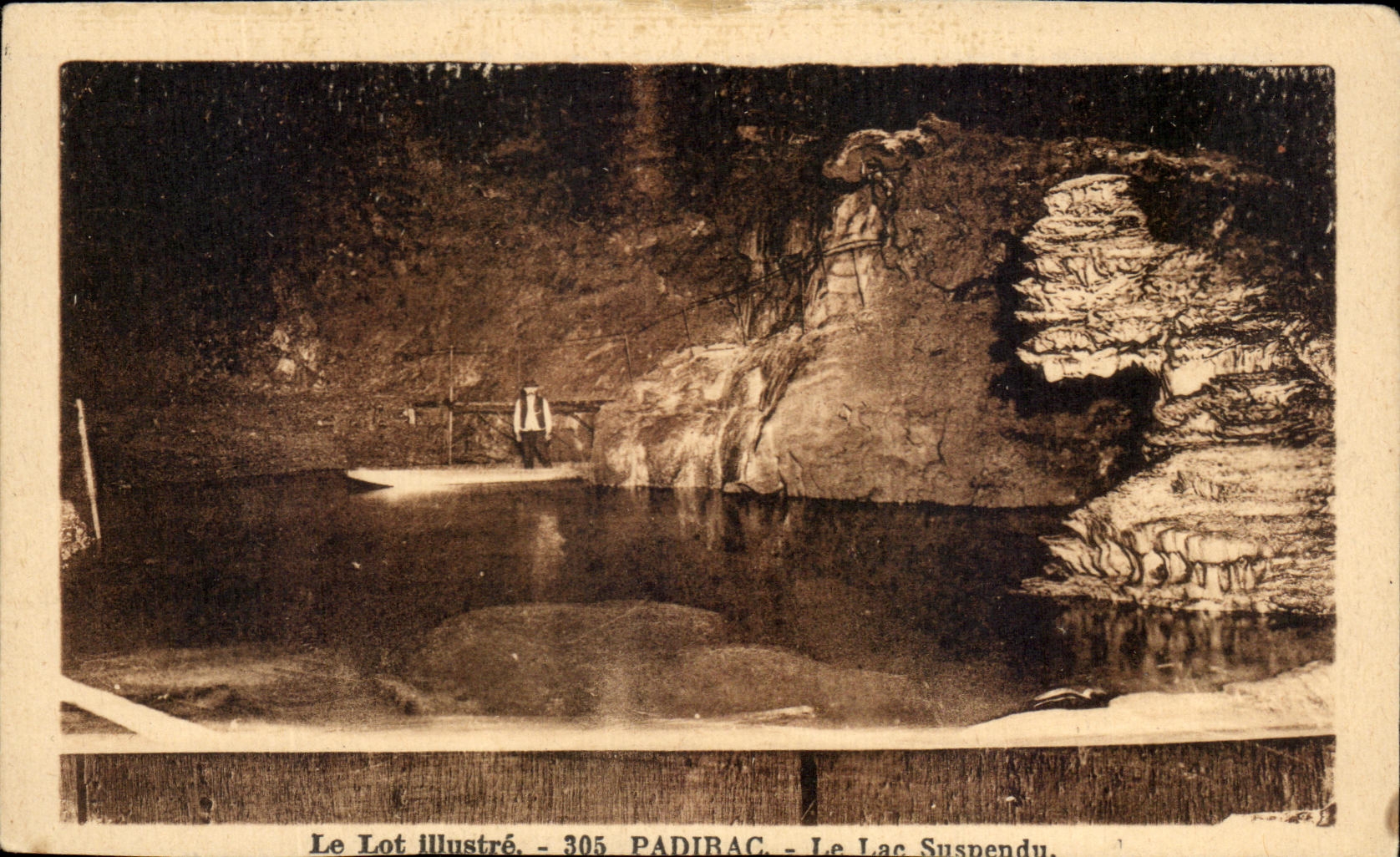 CPA Famous Padirac the Suspended lake