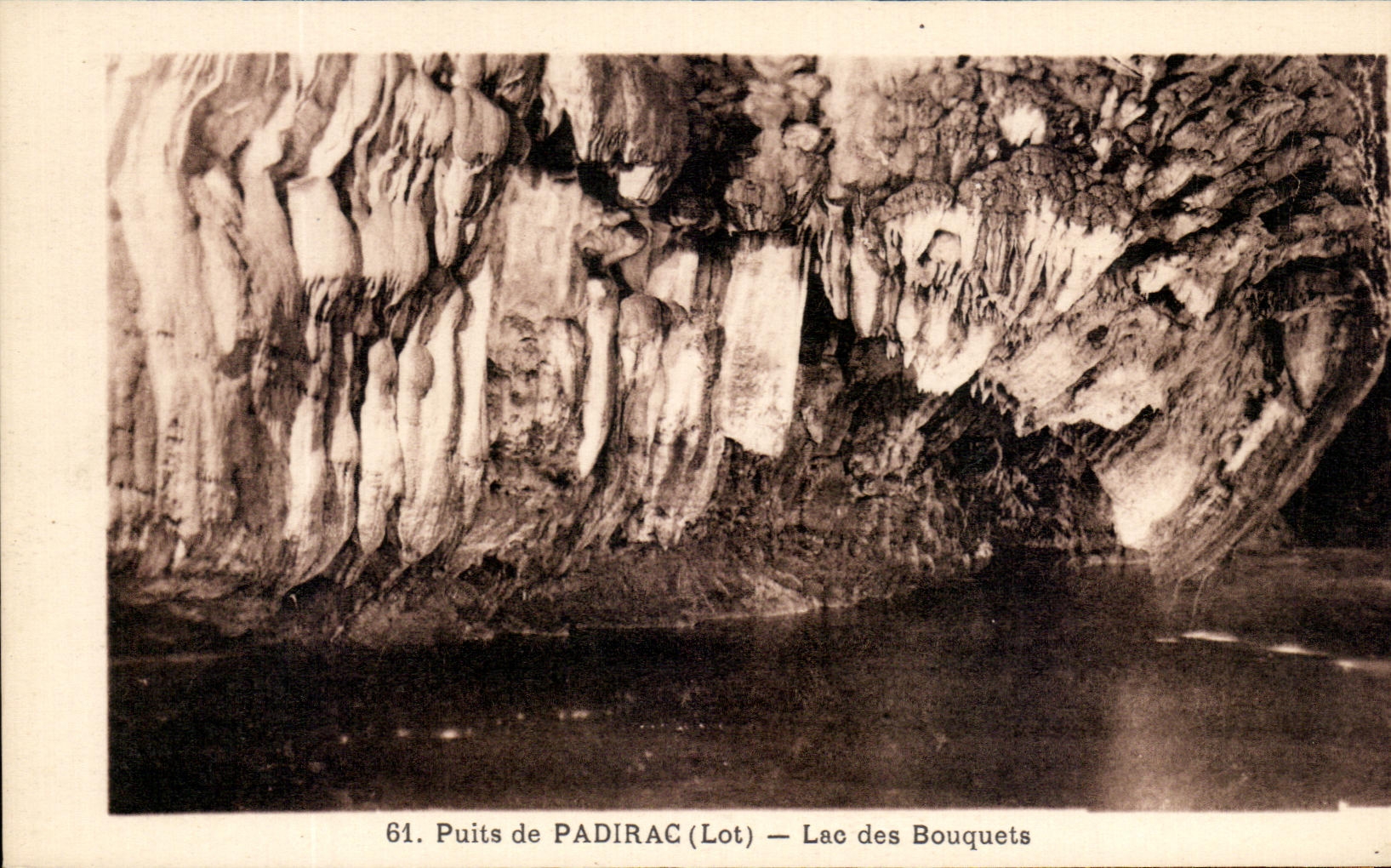 CPA Well of Padirac Lake Of the Bouquets