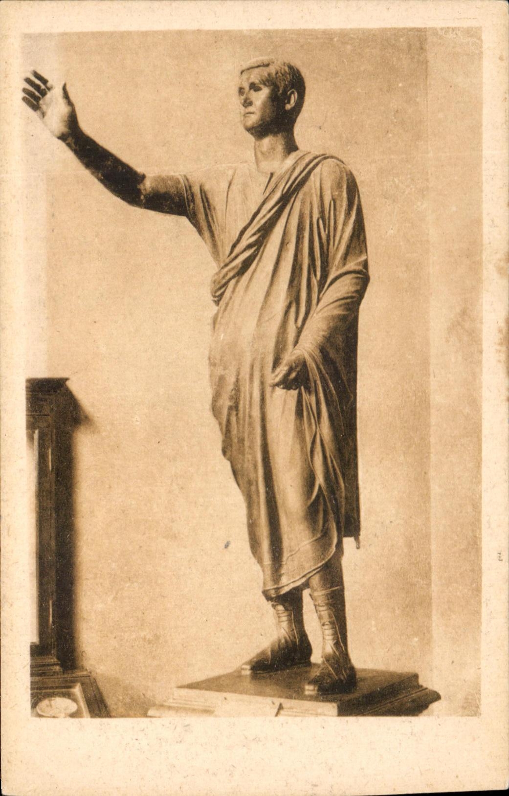 CPA Firenze Museo Archeologico Oratore Bronzo