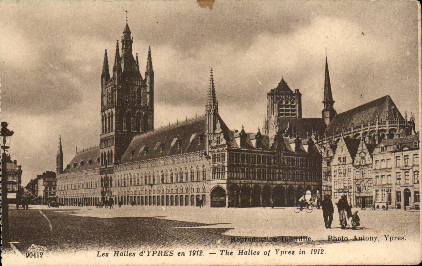 CPA Markets of Ypres in 1912