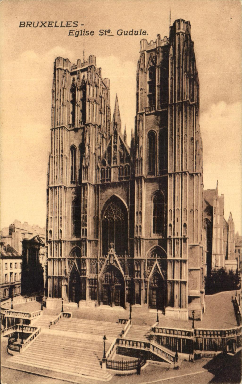 St Gudulia de la iglesia de CPA Bruselas