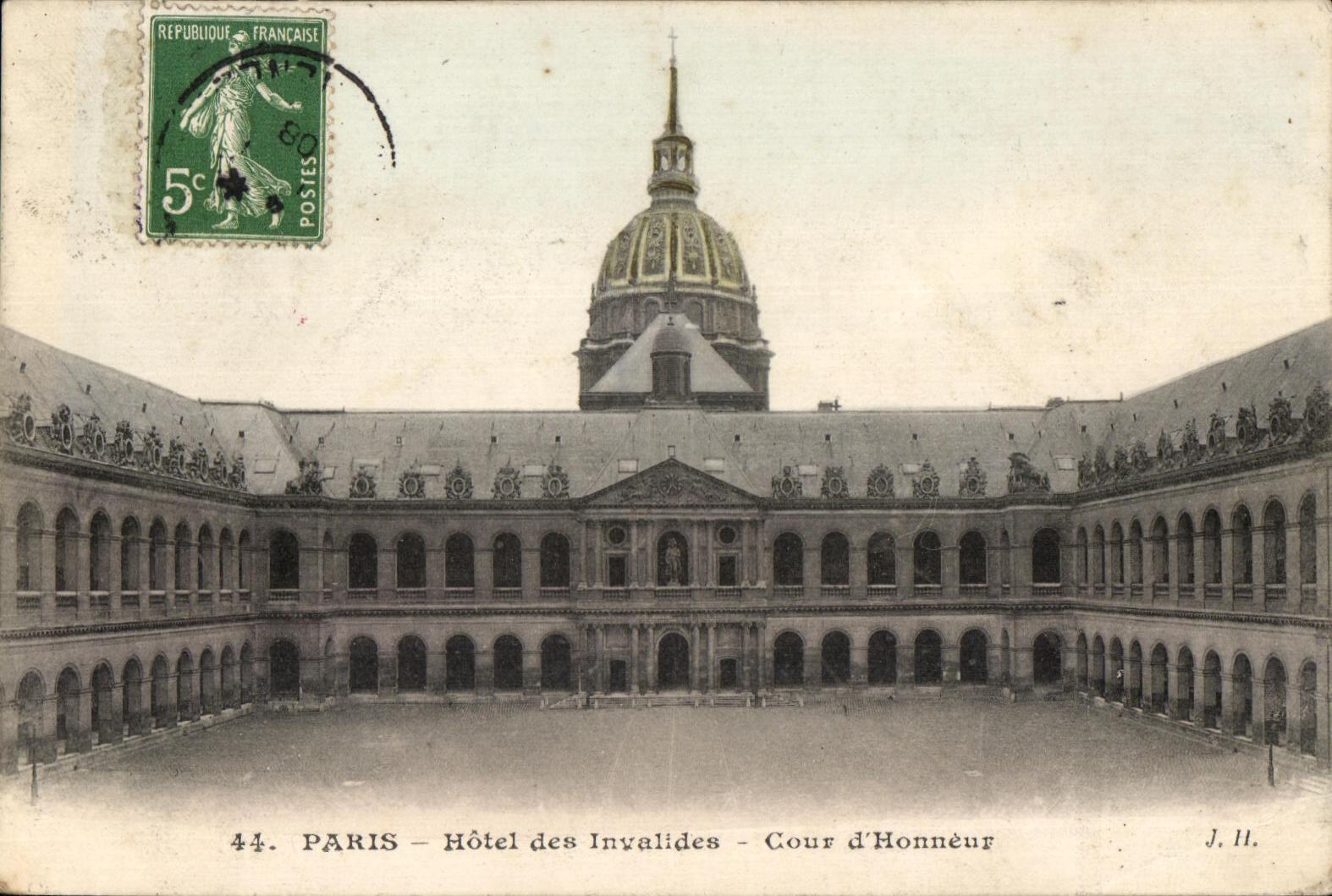 CPA Parise Hotel Of Invalides the Main courtyard