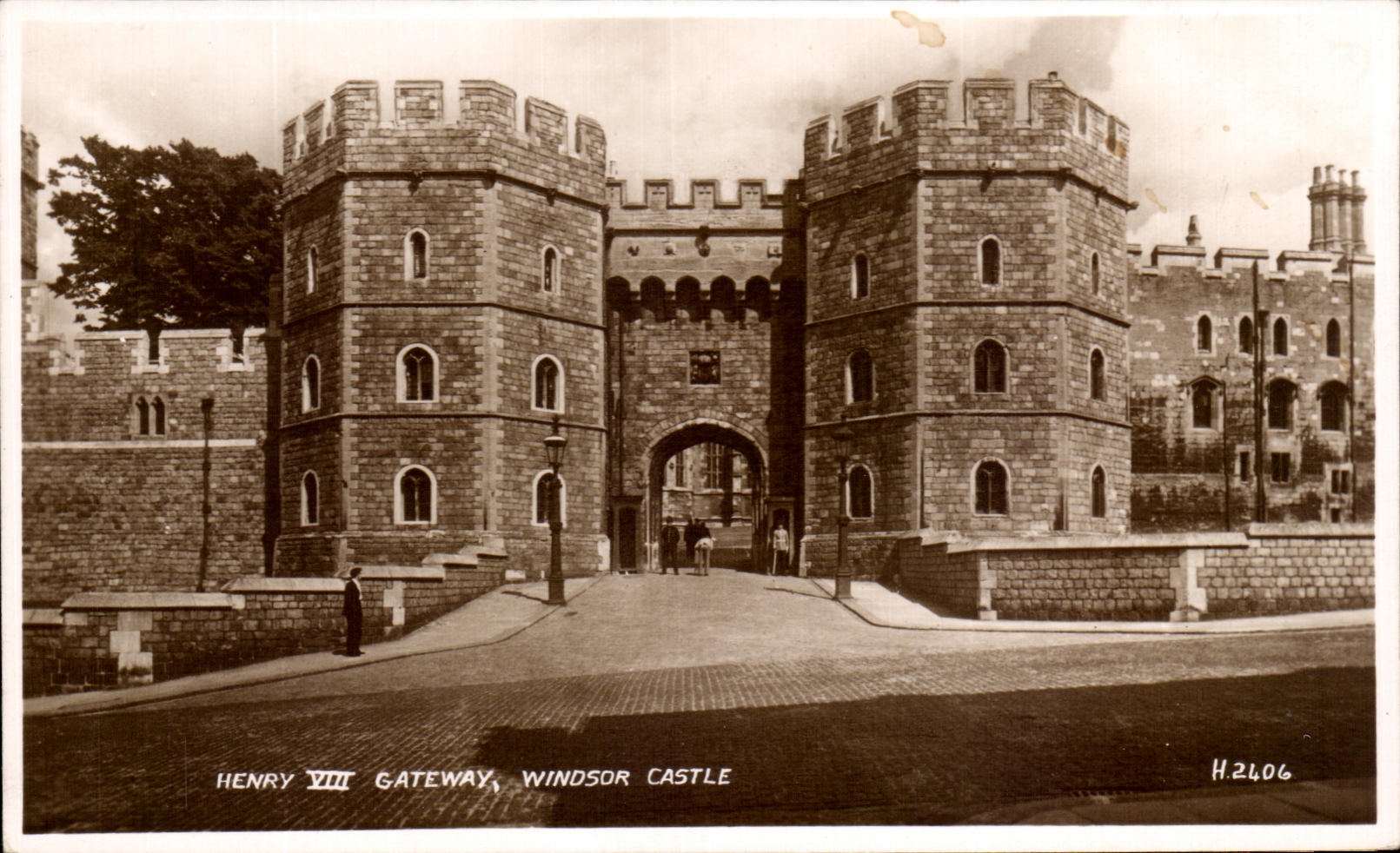 CPA Henry VIII Gateway Windsor Castle