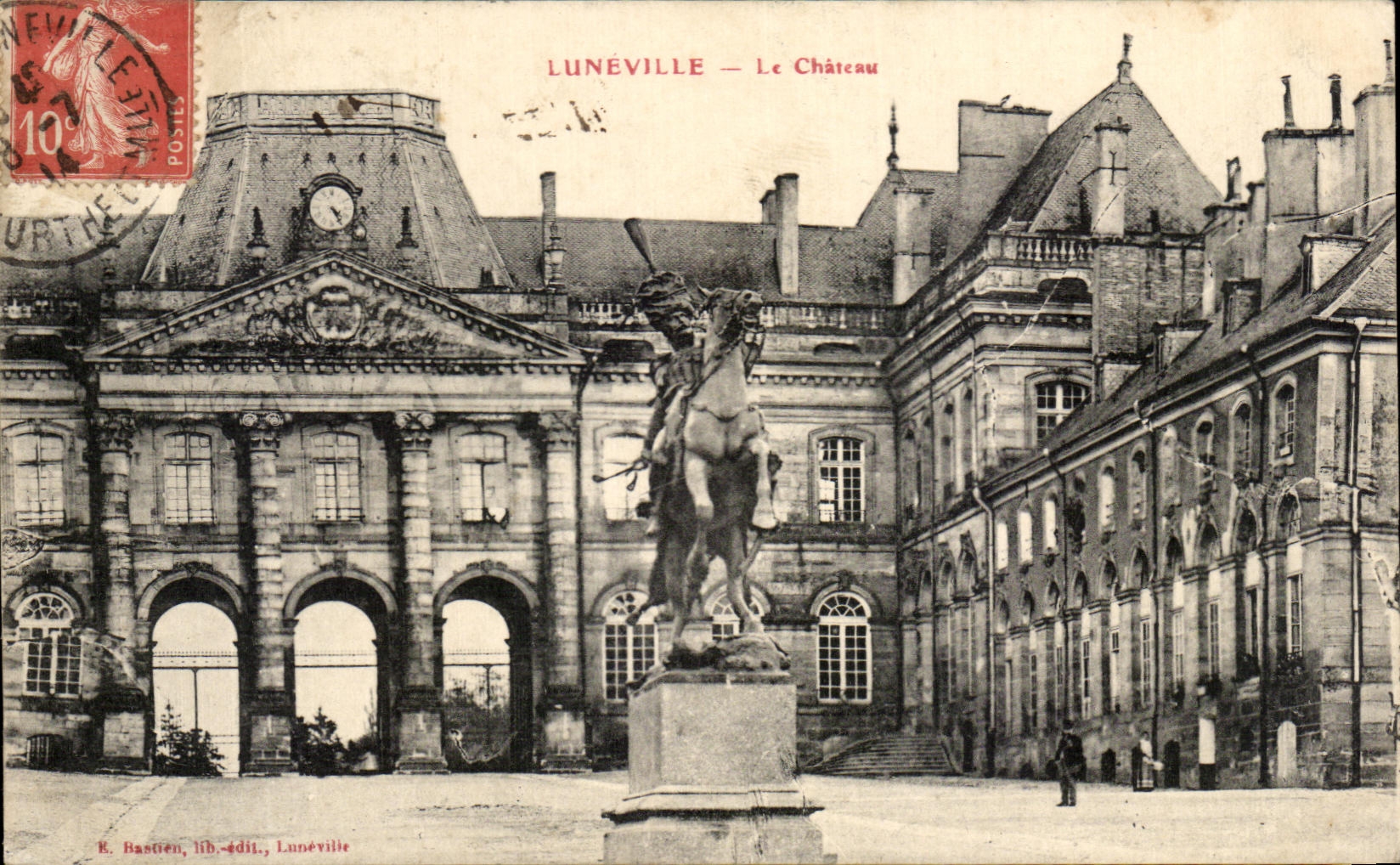 CPA Luneville the Castle Hussard Militaria