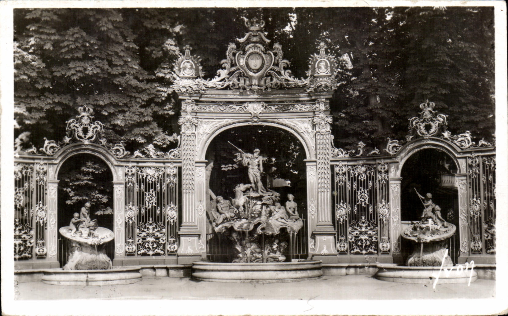 CPA Nancy Place Stanislas Bassin d'Ampitrite