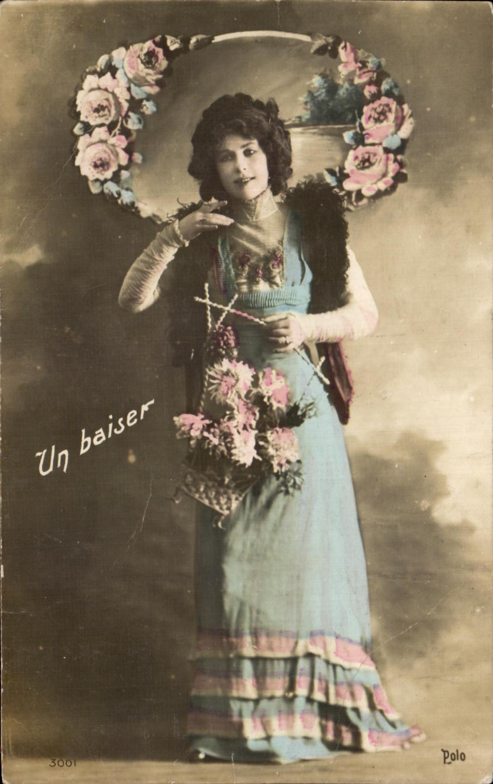 CPA Fantaisie Femme Un baiser 