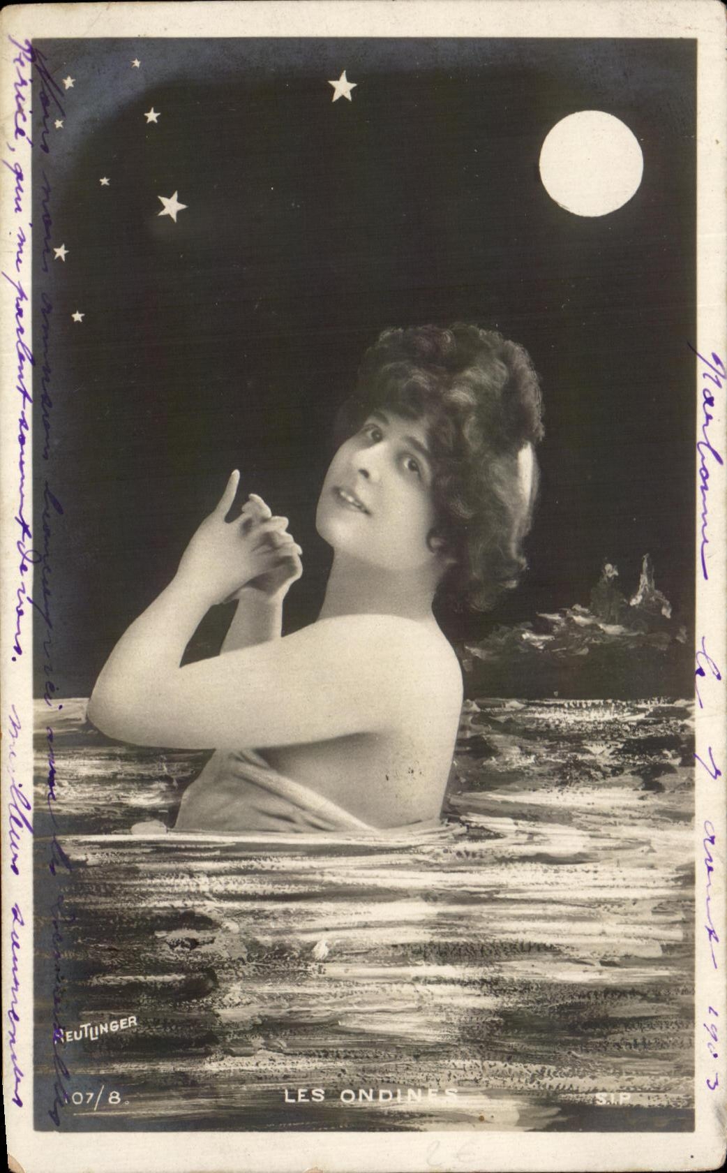 CPA Fantaisie Femme Les ondines 