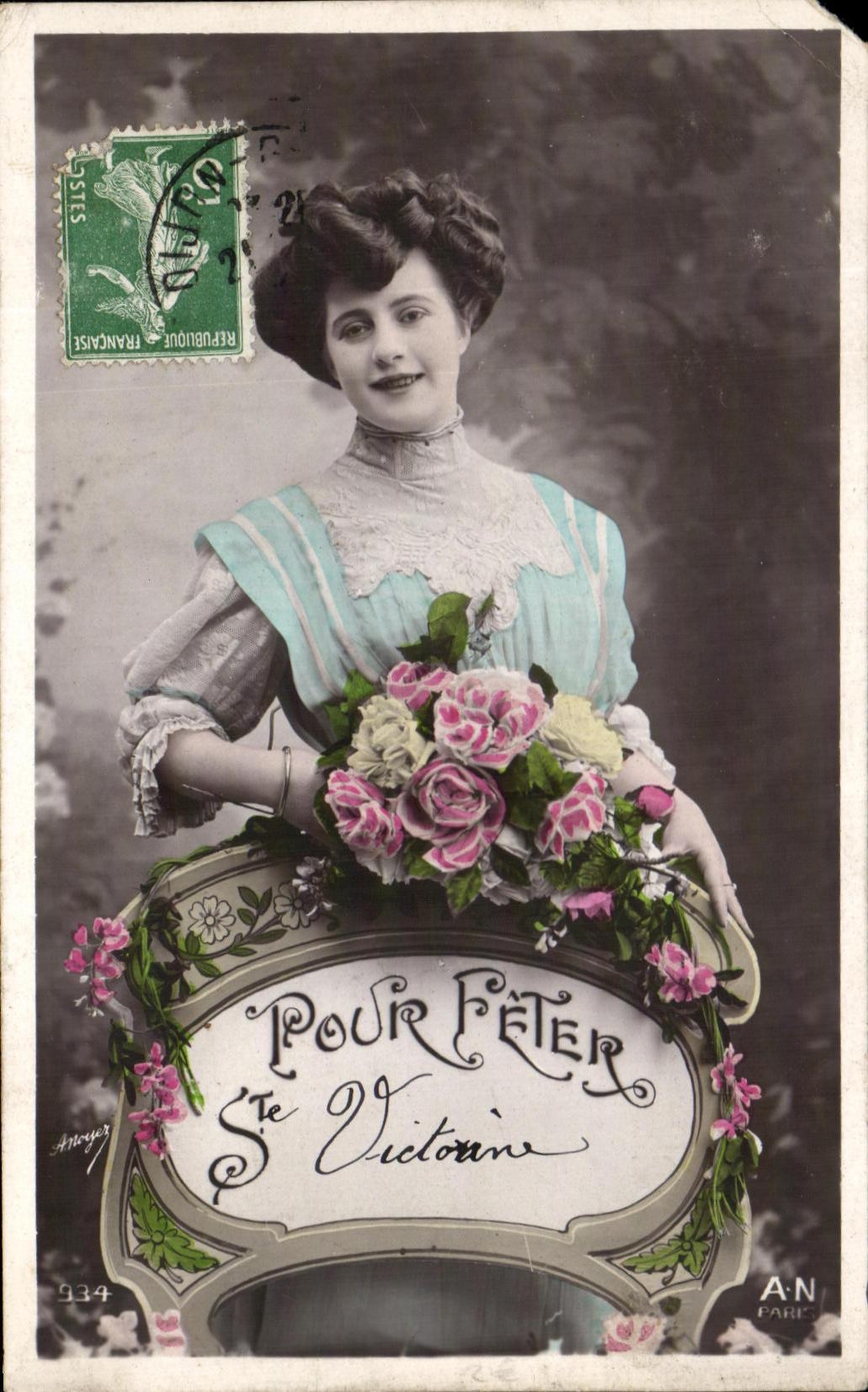 CPA Fantaisie Femme St Victorine 