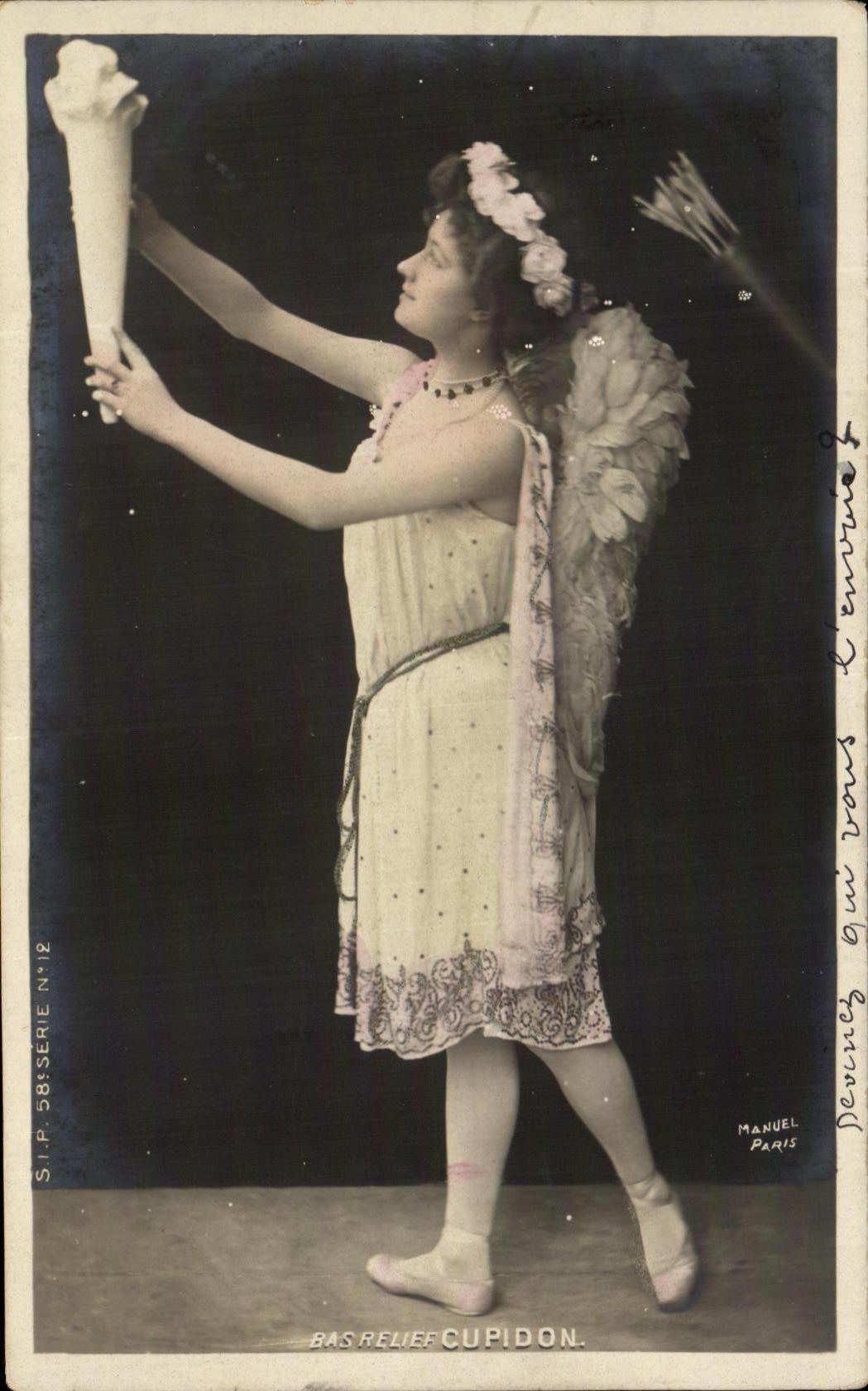 CPA Fantaisie Femme Cupidon Ange 