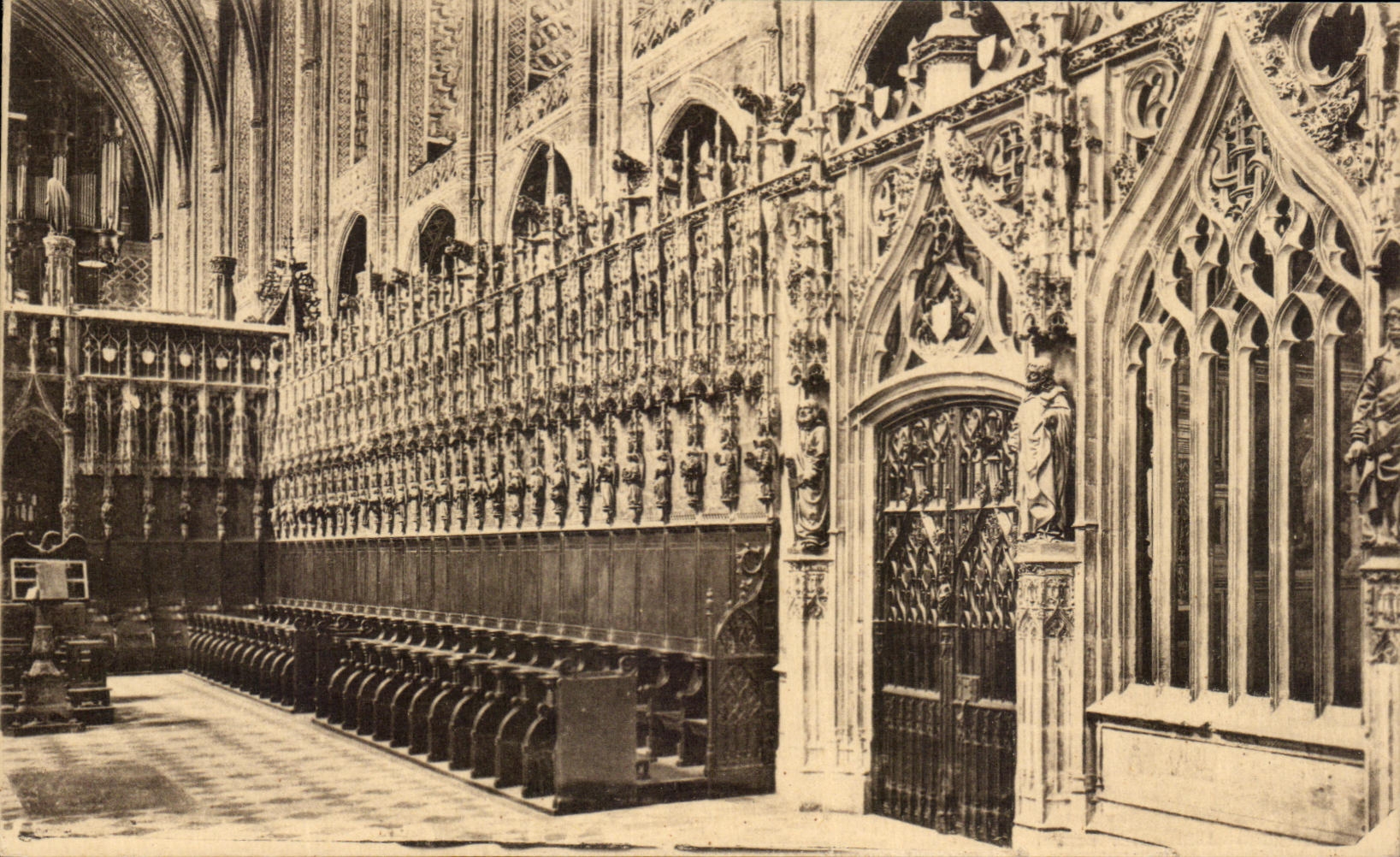 Catedral Saite Cecile Stalles de CPA Albi y encierro del estribillo