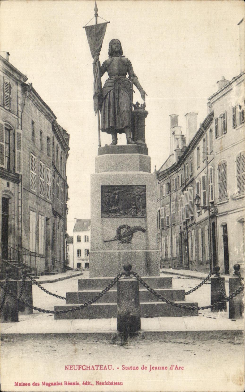 CPA Neufchateau Statue Of Jeanne d' Arc