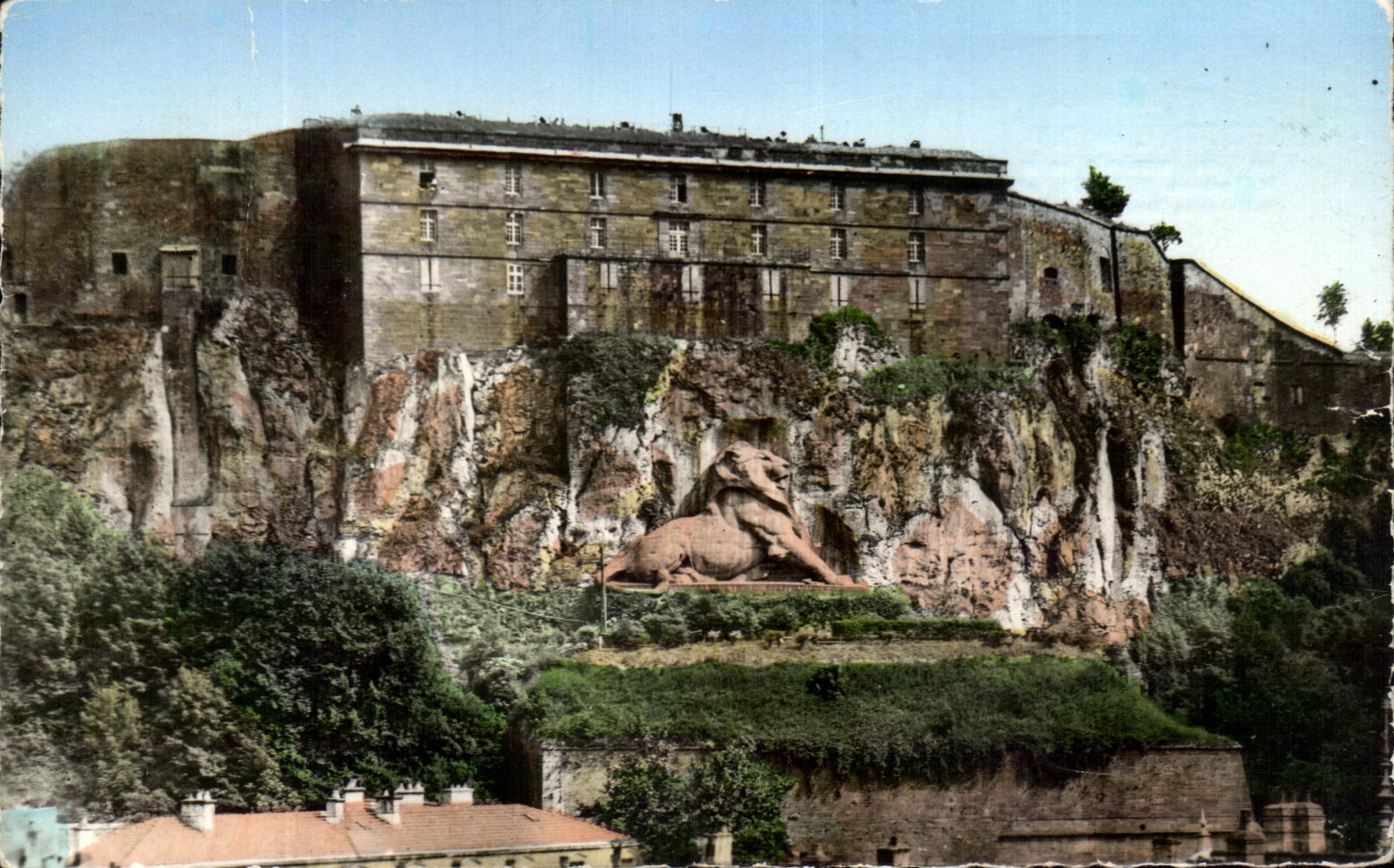 CPA Belfort Images de France Belefort Le Lion symbole de la resistance heroique de Belfort en